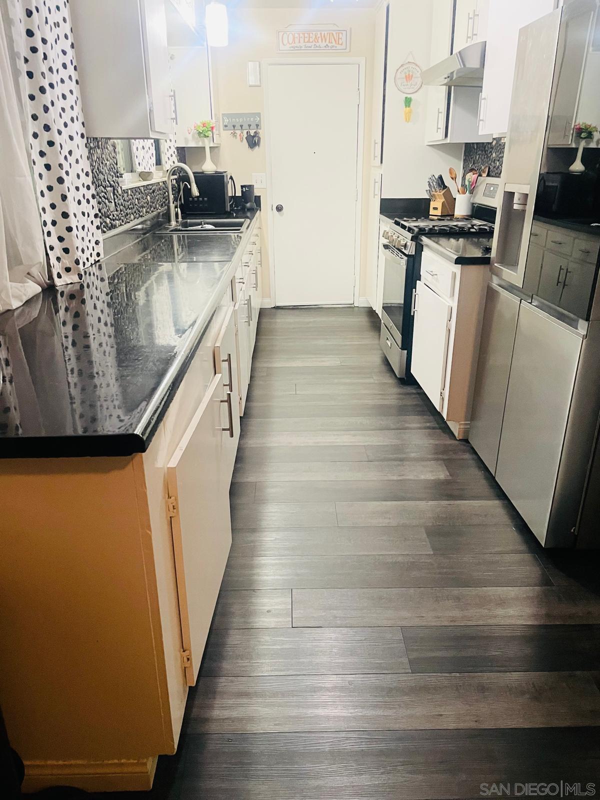 Detail Gallery Image 4 of 27 For 1384  Pequena St., San Diego,  CA 92154 - 4 Beds | 2 Baths