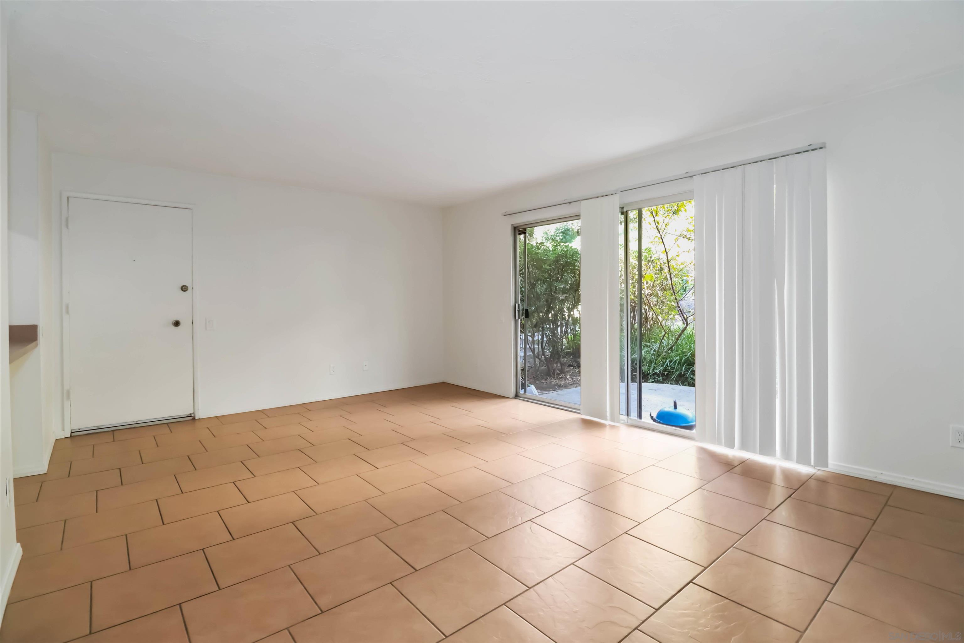 Detail Gallery Image 7 of 30 For 5700  Baltimore Dr  187, La Mesa,  CA 91942 - 1 Beds | 1 Baths