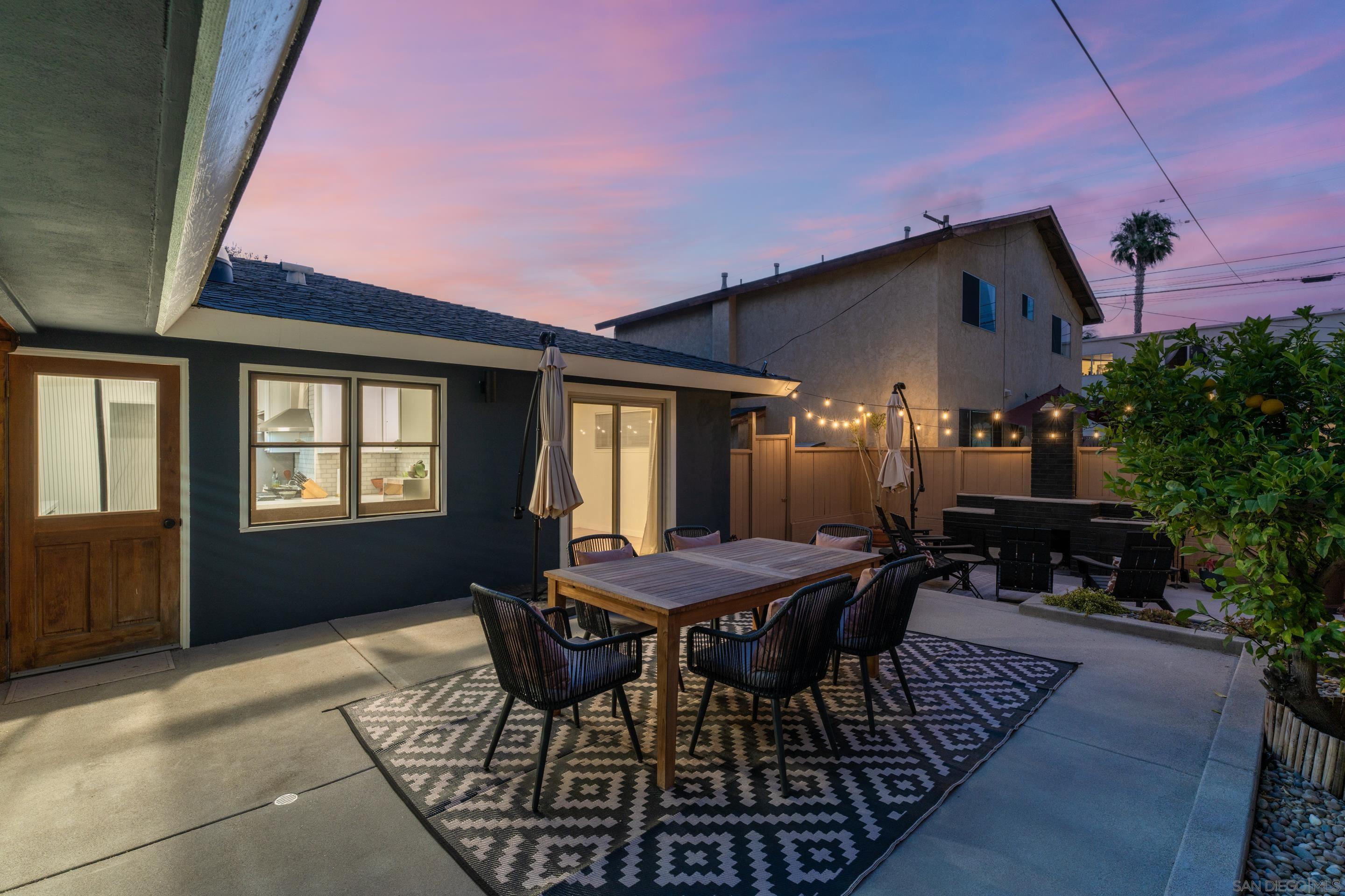 Detail Gallery Image 17 of 25 For 2036-38  Emerald St, San Diego,  CA 92109 - – Beds | – Baths