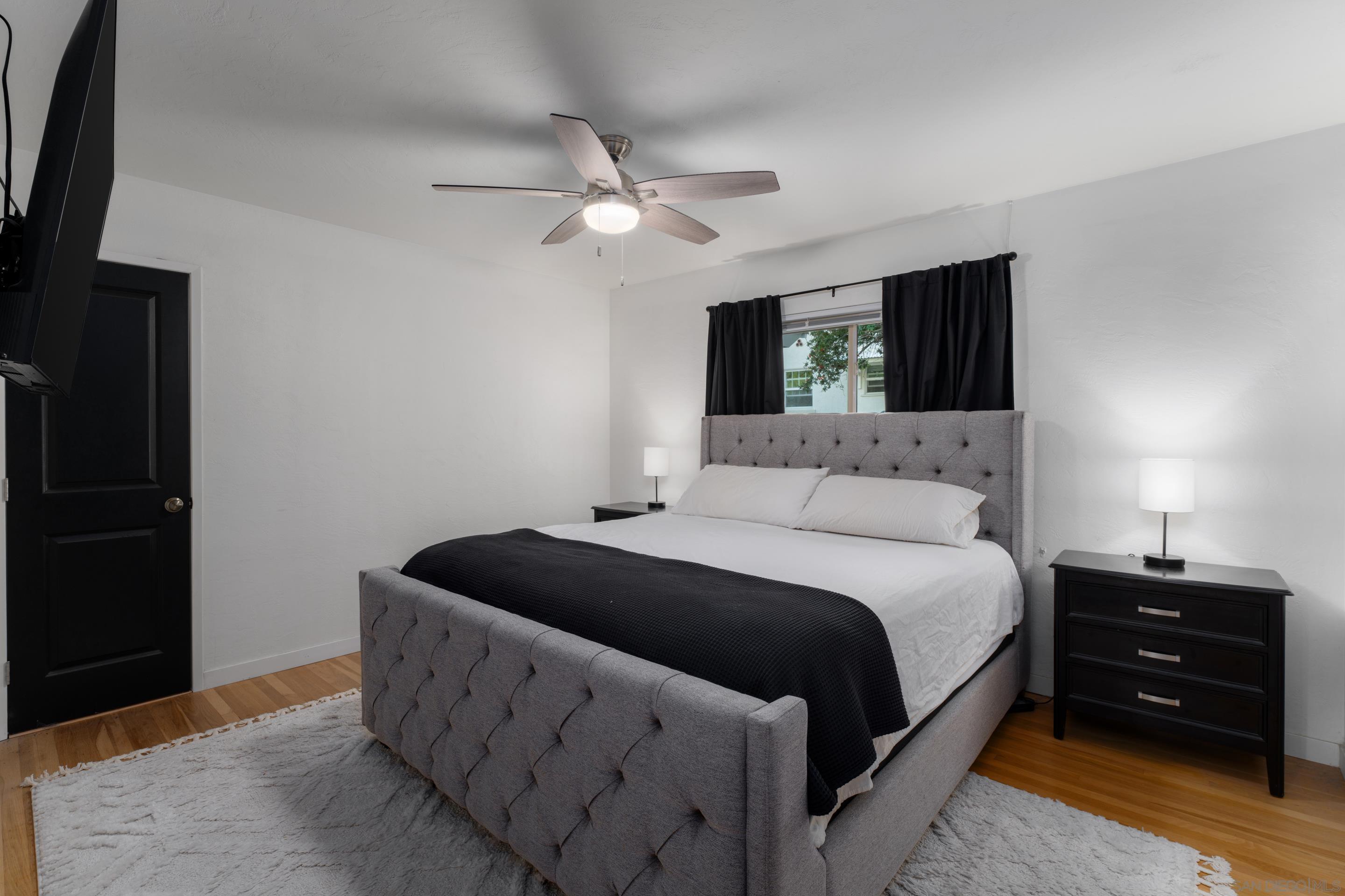 Detail Gallery Image 22 of 25 For 2036-38  Emerald St, San Diego,  CA 92109 - – Beds | – Baths