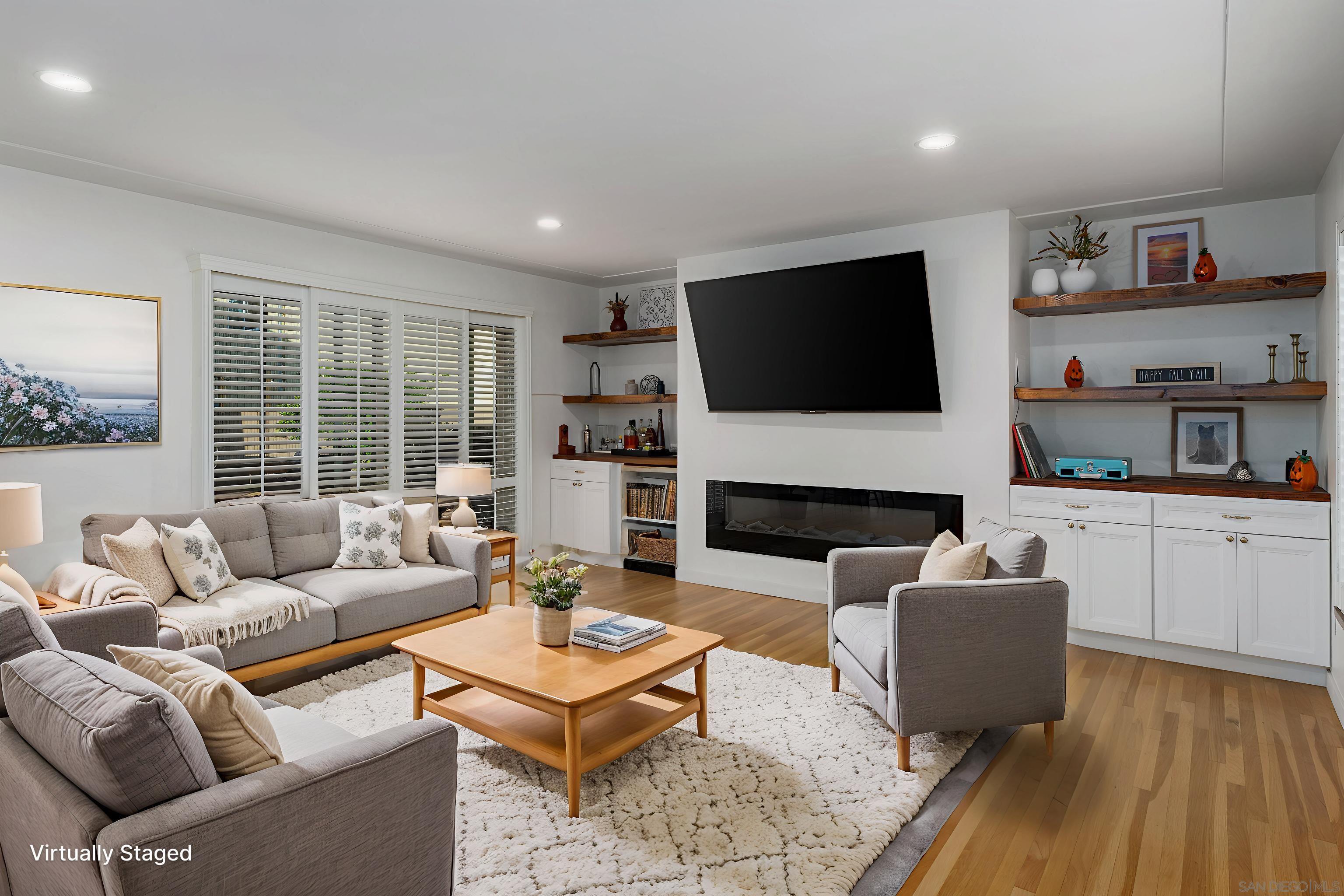 Detail Gallery Image 5 of 25 For 2036-38  Emerald St, San Diego,  CA 92109 - – Beds | – Baths