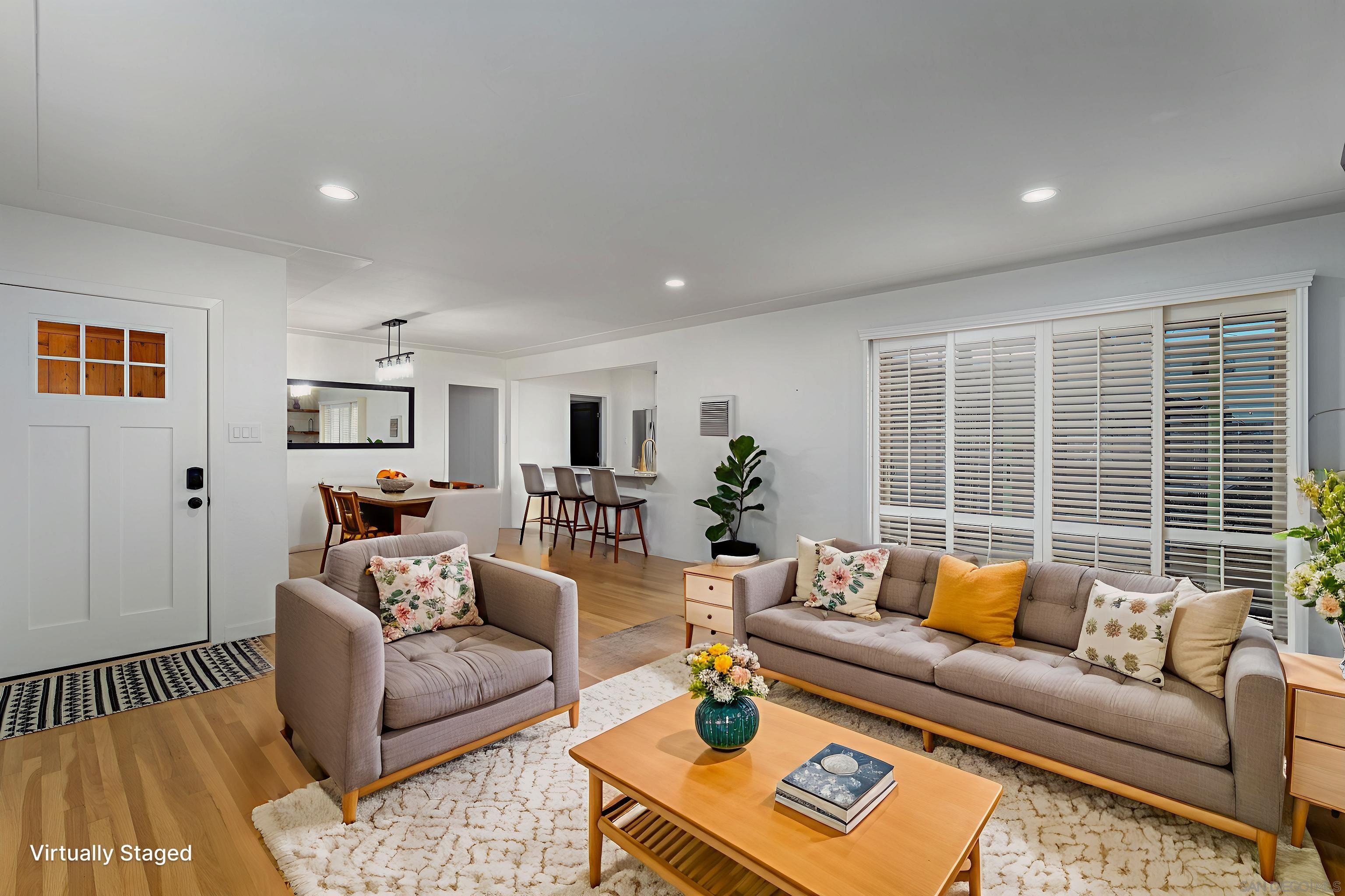 Detail Gallery Image 9 of 25 For 2036-38  Emerald St, San Diego,  CA 92109 - – Beds | – Baths