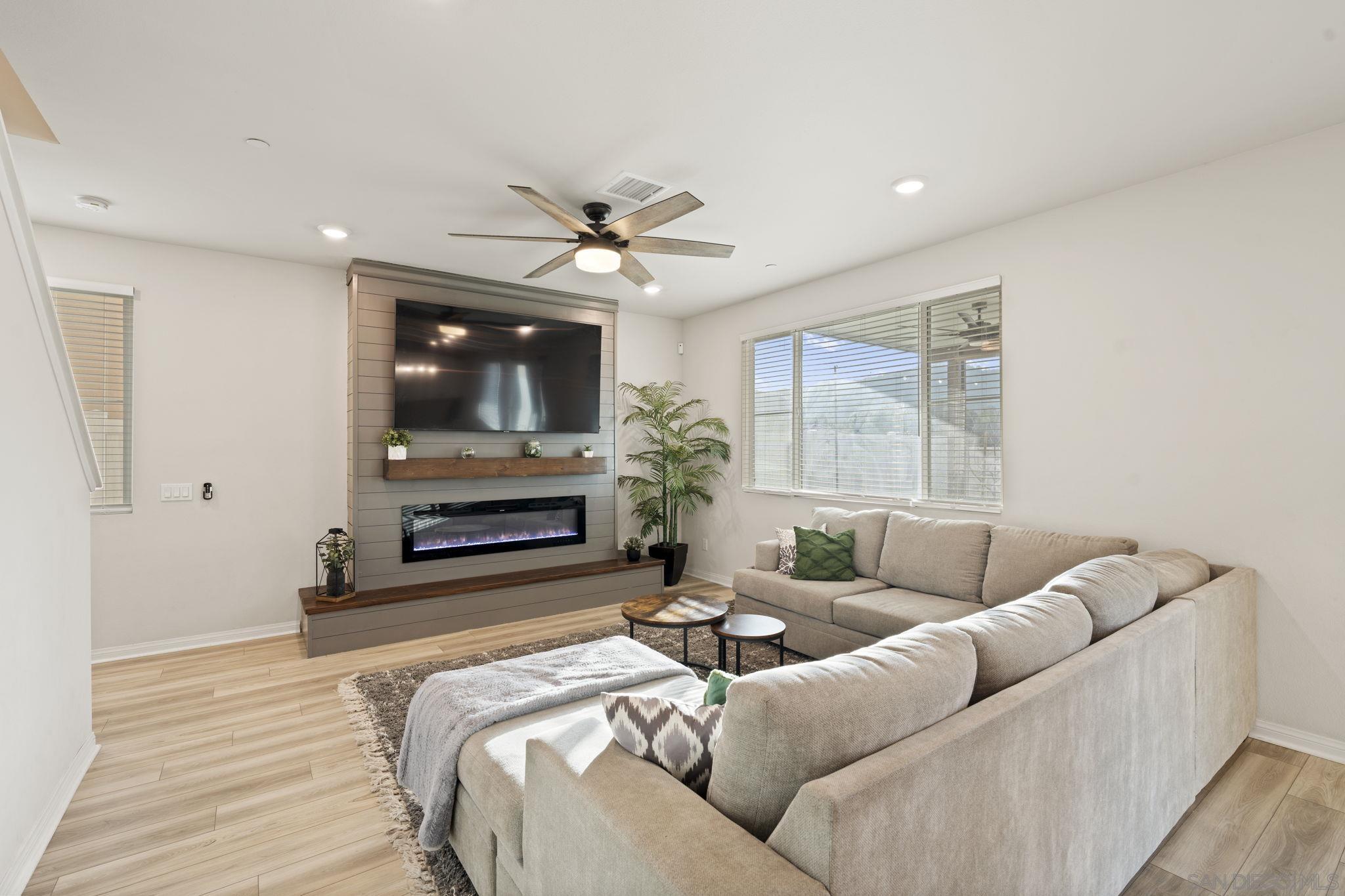 Detail Gallery Image 16 of 60 For 13318  Cultivate Ct, Valley Center,  CA 92082 - 6 Beds | 3 Baths