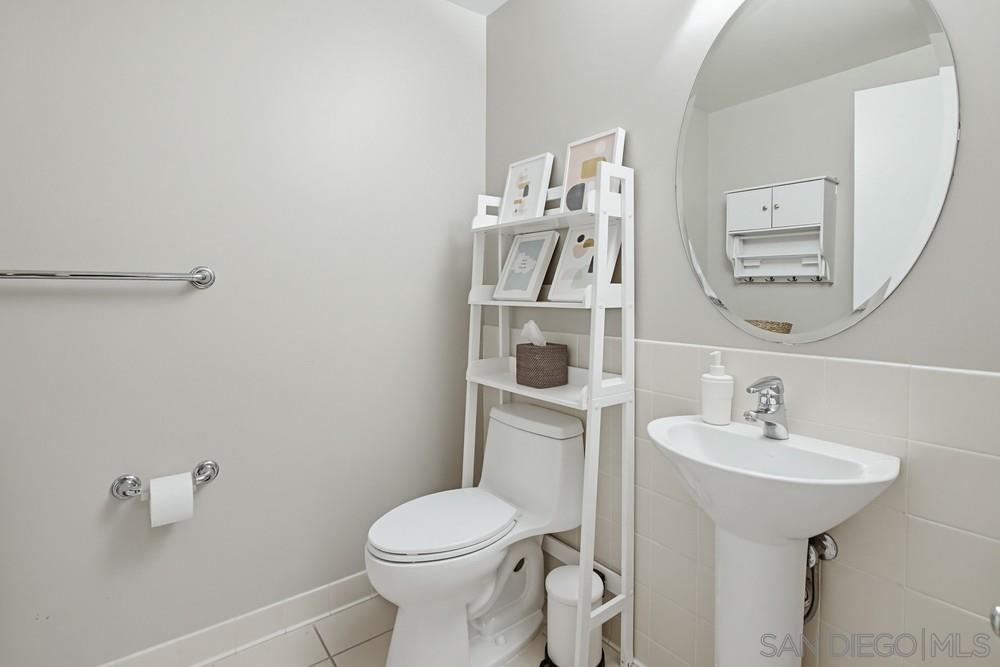 Detail Gallery Image 20 of 44 For 645  Front Street  #1705,  San Diego,  CA 92101 - 2 Beds | 2/1 Baths