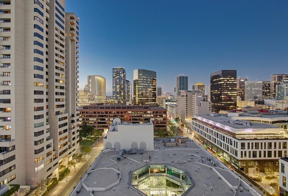 Detail Gallery Image 27 of 44 For 645  Front Street  #1705,  San Diego,  CA 92101 - 2 Beds | 2/1 Baths