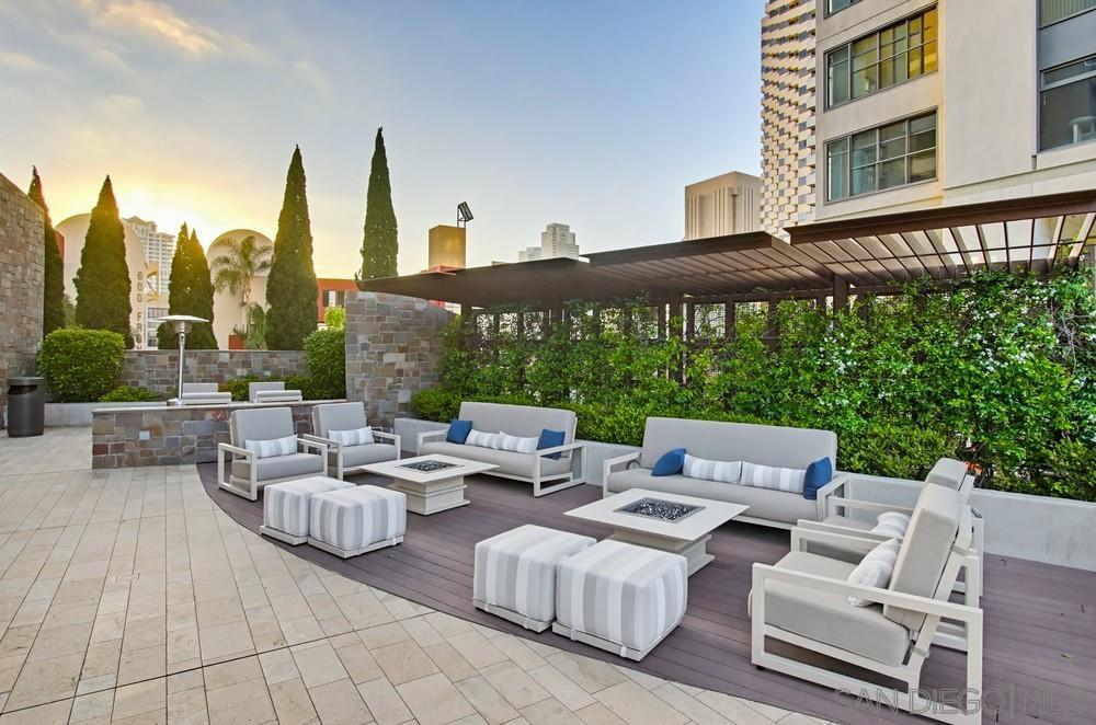 Detail Gallery Image 30 of 44 For 645  Front Street  #1705,  San Diego,  CA 92101 - 2 Beds | 2/1 Baths