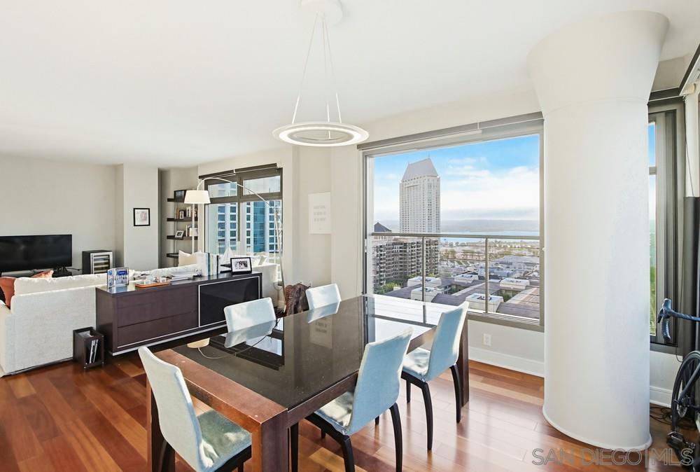 Detail Gallery Image 7 of 44 For 645  Front Street  #1705,  San Diego,  CA 92101 - 2 Beds | 2/1 Baths