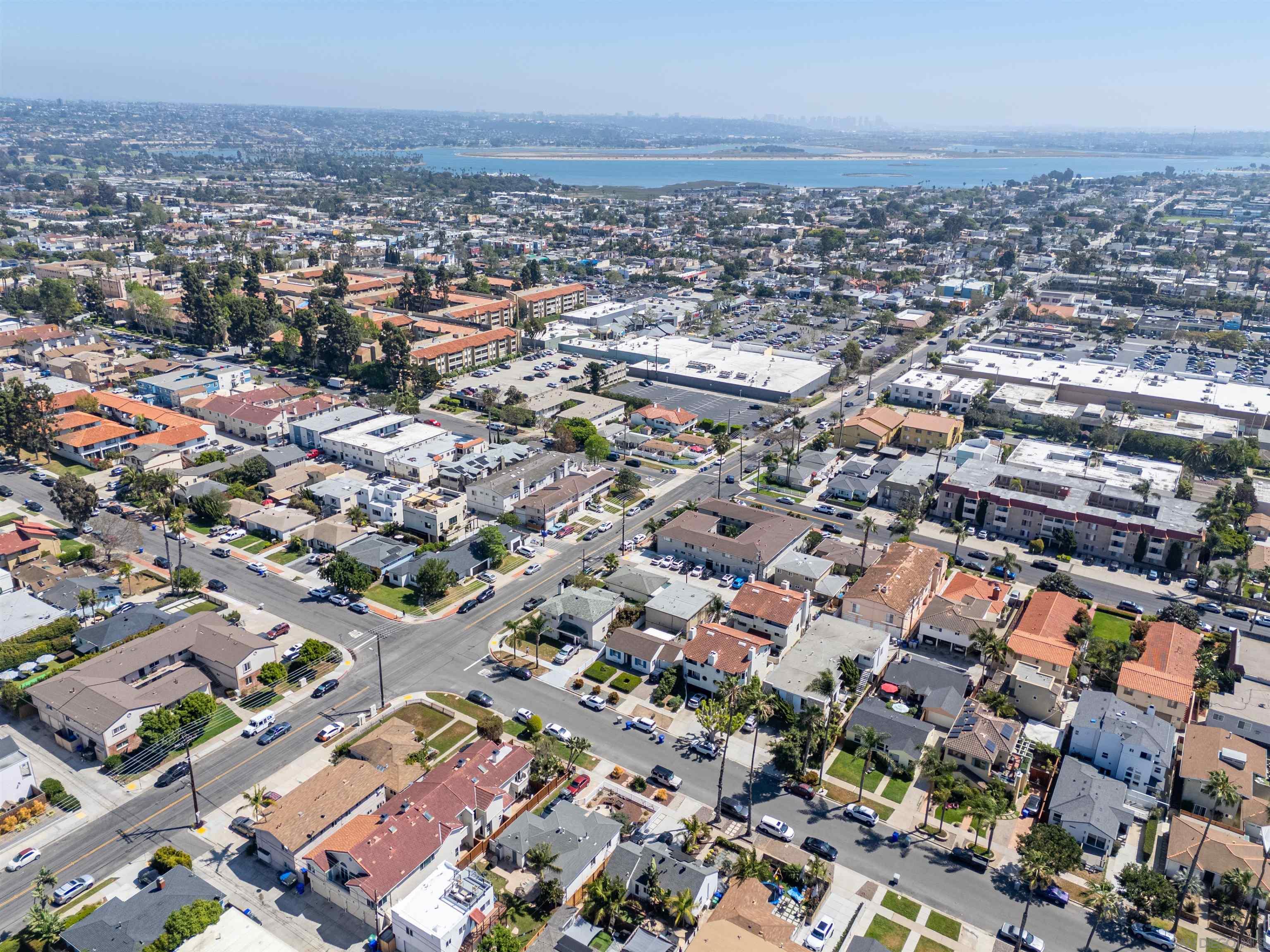 Detail Gallery Image 24 of 26 For 1671-73  Missouri St, San Diego,  CA 92109 - – Beds | – Baths