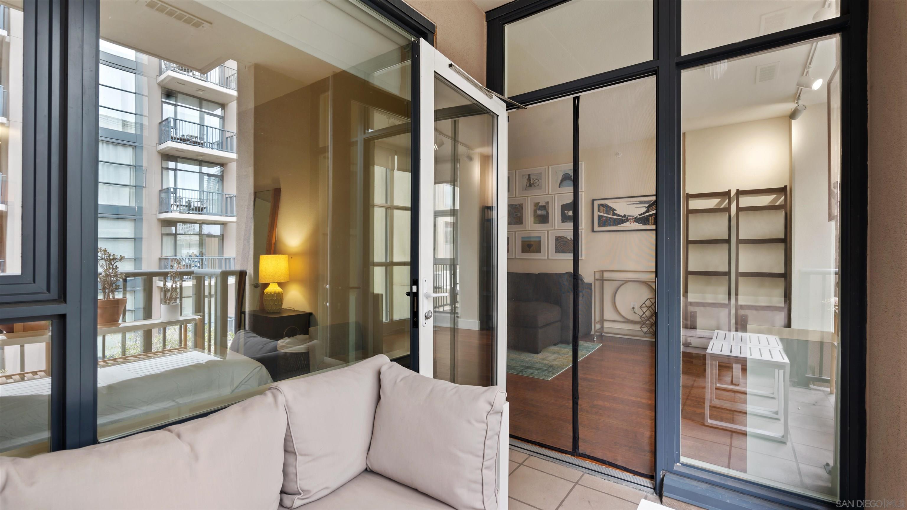 Detail Gallery Image 9 of 25 For 530  K Street  409, San Diego,  CA 92101 - 1 Beds | 1 Baths