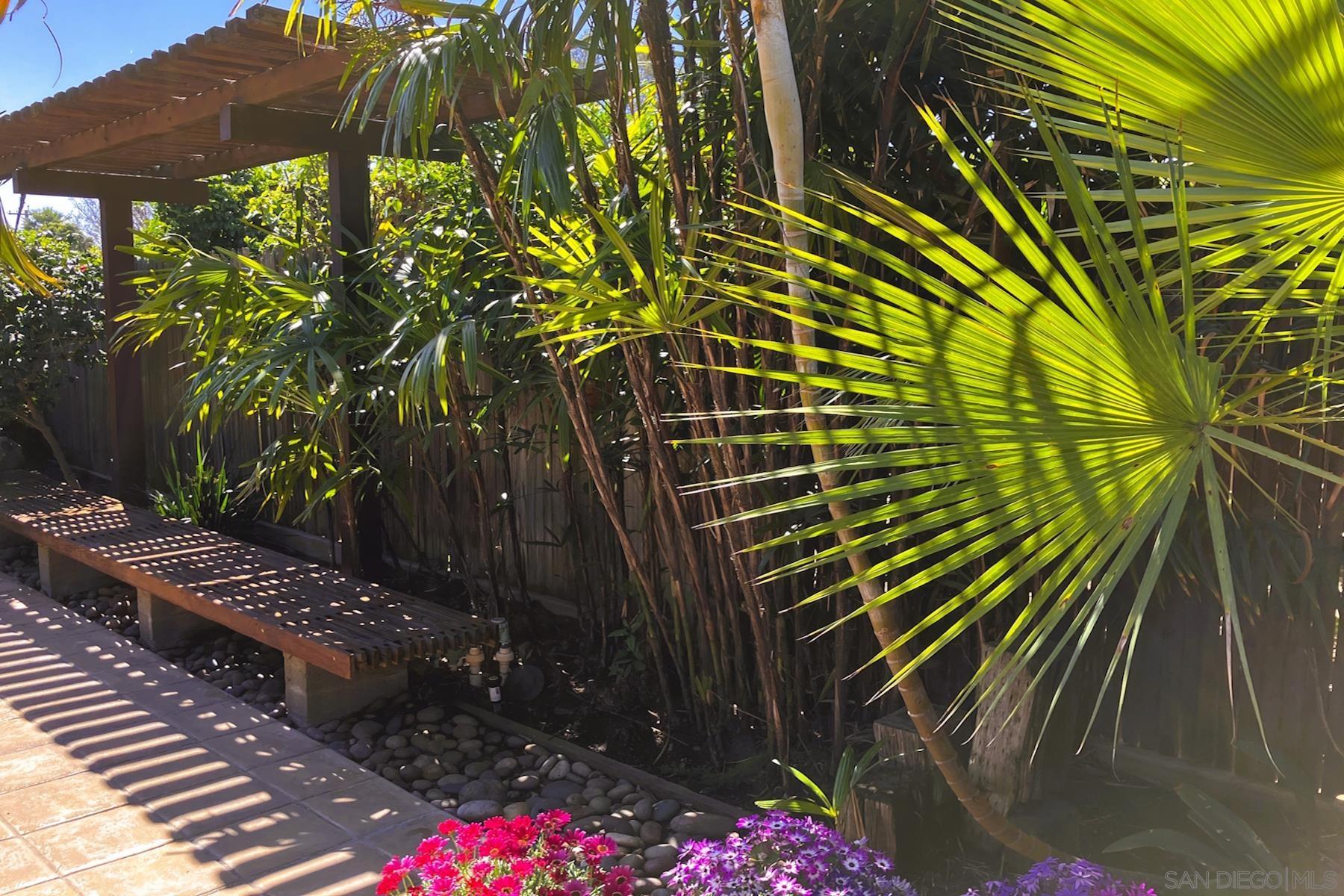 Detail Gallery Image 6 of 21 For , San Diego,  CA 92117 - 3 Beds | 2 Baths