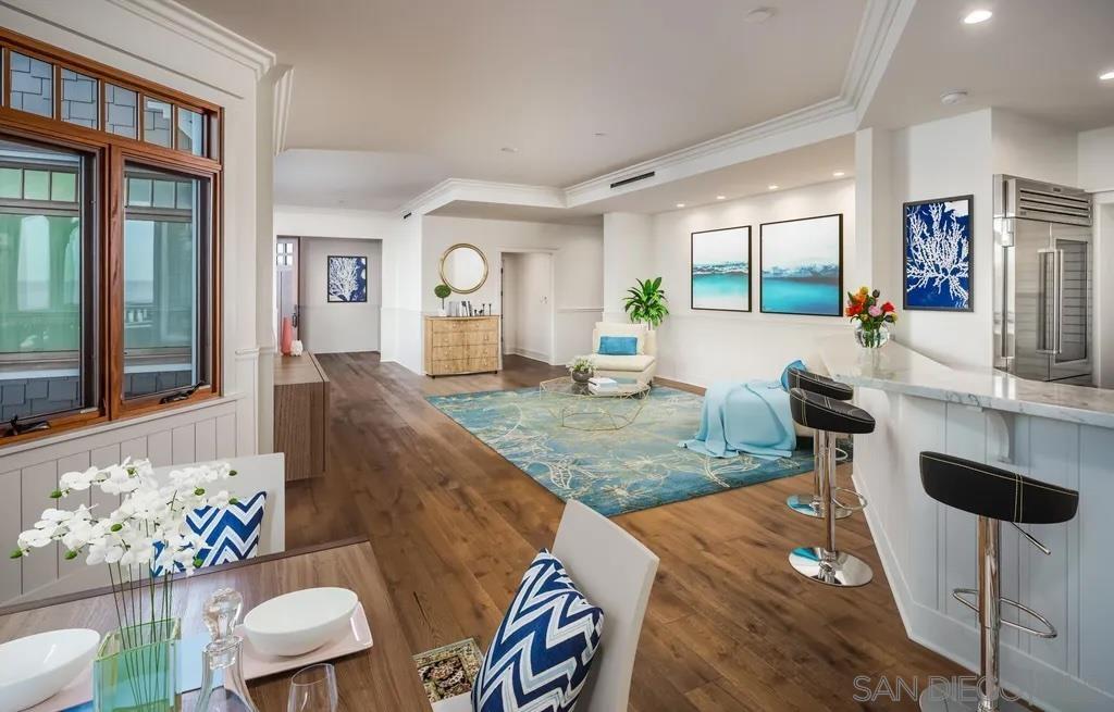 Detail Gallery Image 3 of 25 For 1245  Coast, La Jolla,  CA 92037 - 4 Beds | 4/1 Baths