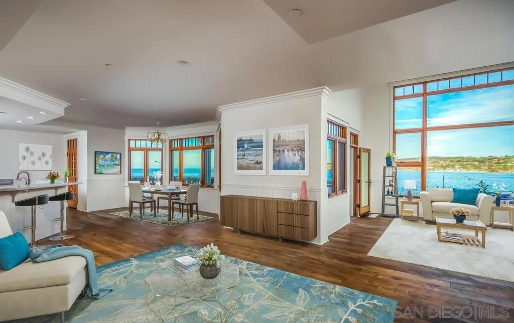 Detail Gallery Image 5 of 25 For 1245  Coast, La Jolla,  CA 92037 - 4 Beds | 4/1 Baths