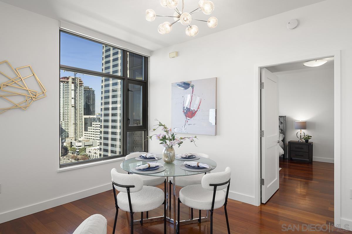 Detail Gallery Image 12 of 52 For 700 W E Street  #1903,  San Diego,  CA 92101 - 2 Beds | 2 Baths