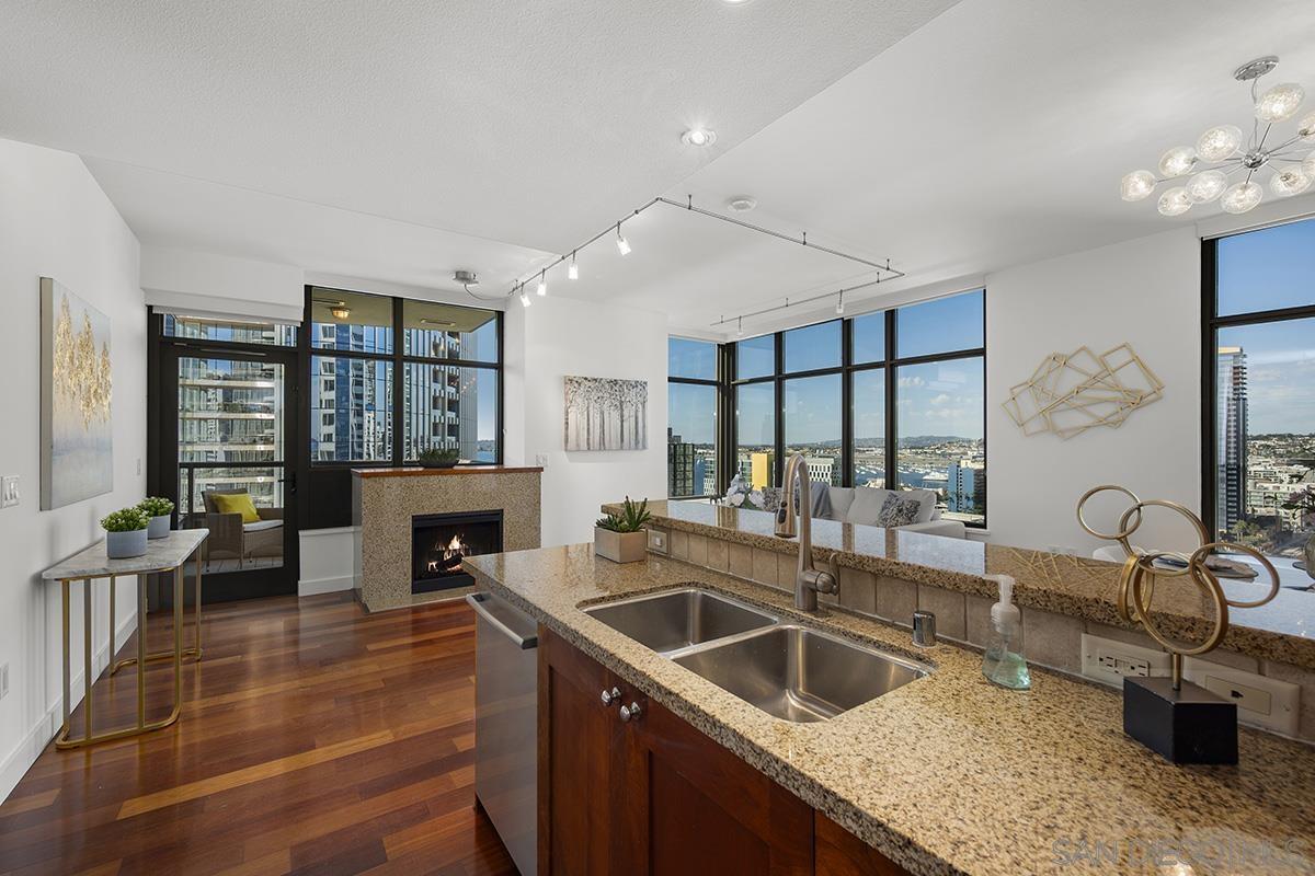 Detail Gallery Image 17 of 52 For 700 W E Street  #1903,  San Diego,  CA 92101 - 2 Beds | 2 Baths