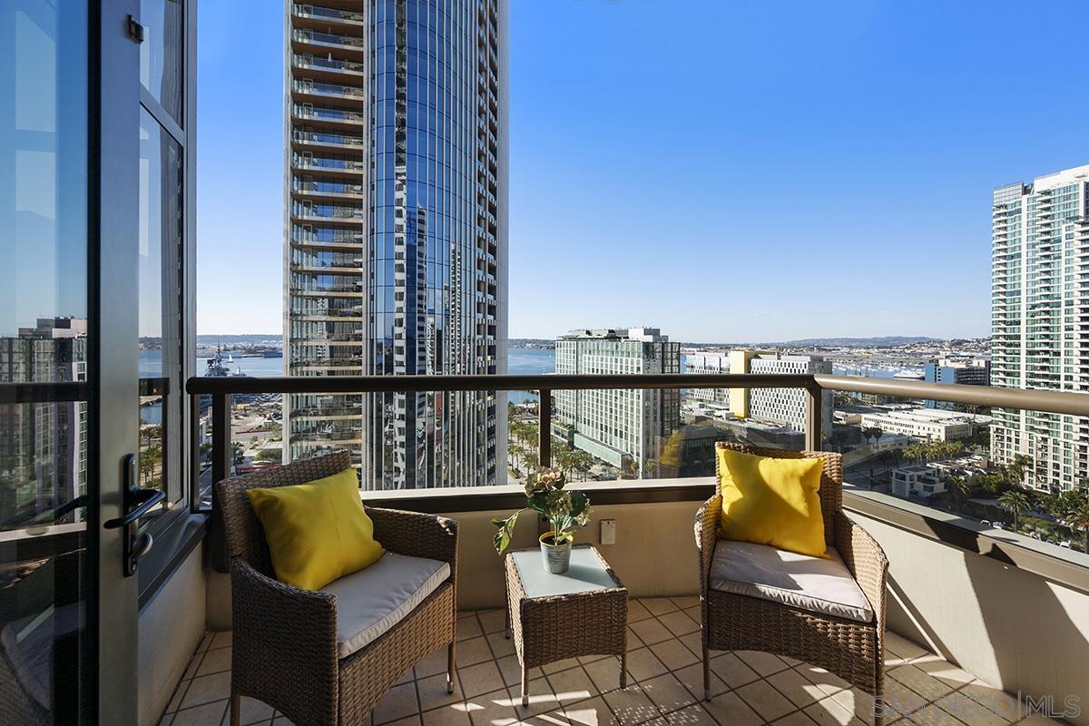 Detail Gallery Image 4 of 52 For 700 W E Street  #1903,  San Diego,  CA 92101 - 2 Beds | 2 Baths