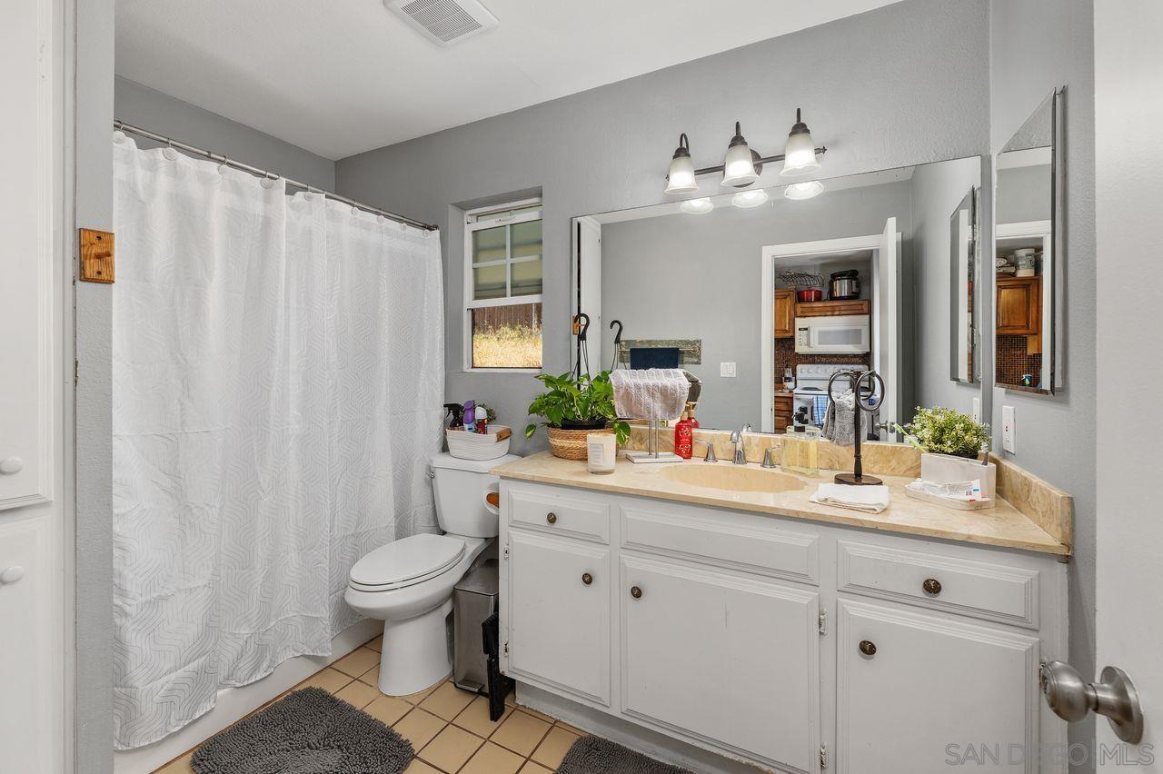 Detail Gallery Image 28 of 42 For 4525  Avocado Blvd, La Mesa,  CA 91941 - 5 Beds | 3 Baths