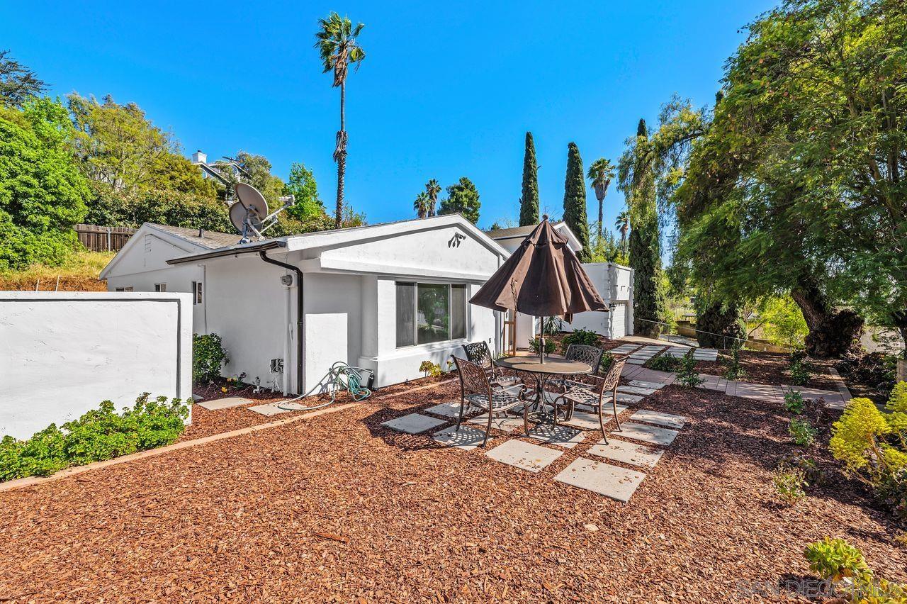 Detail Gallery Image 5 of 42 For 4525  Avocado Blvd, La Mesa,  CA 91941 - 5 Beds | 3 Baths