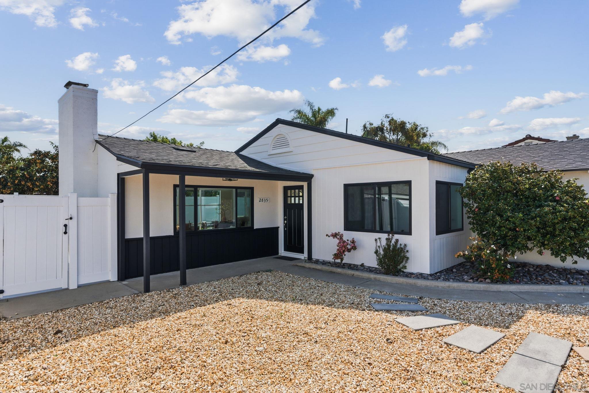 Detail Gallery Image 11 of 47 For 2835  Deerpark Dr., San Diego,  CA 92110 - 3 Beds | 2 Baths