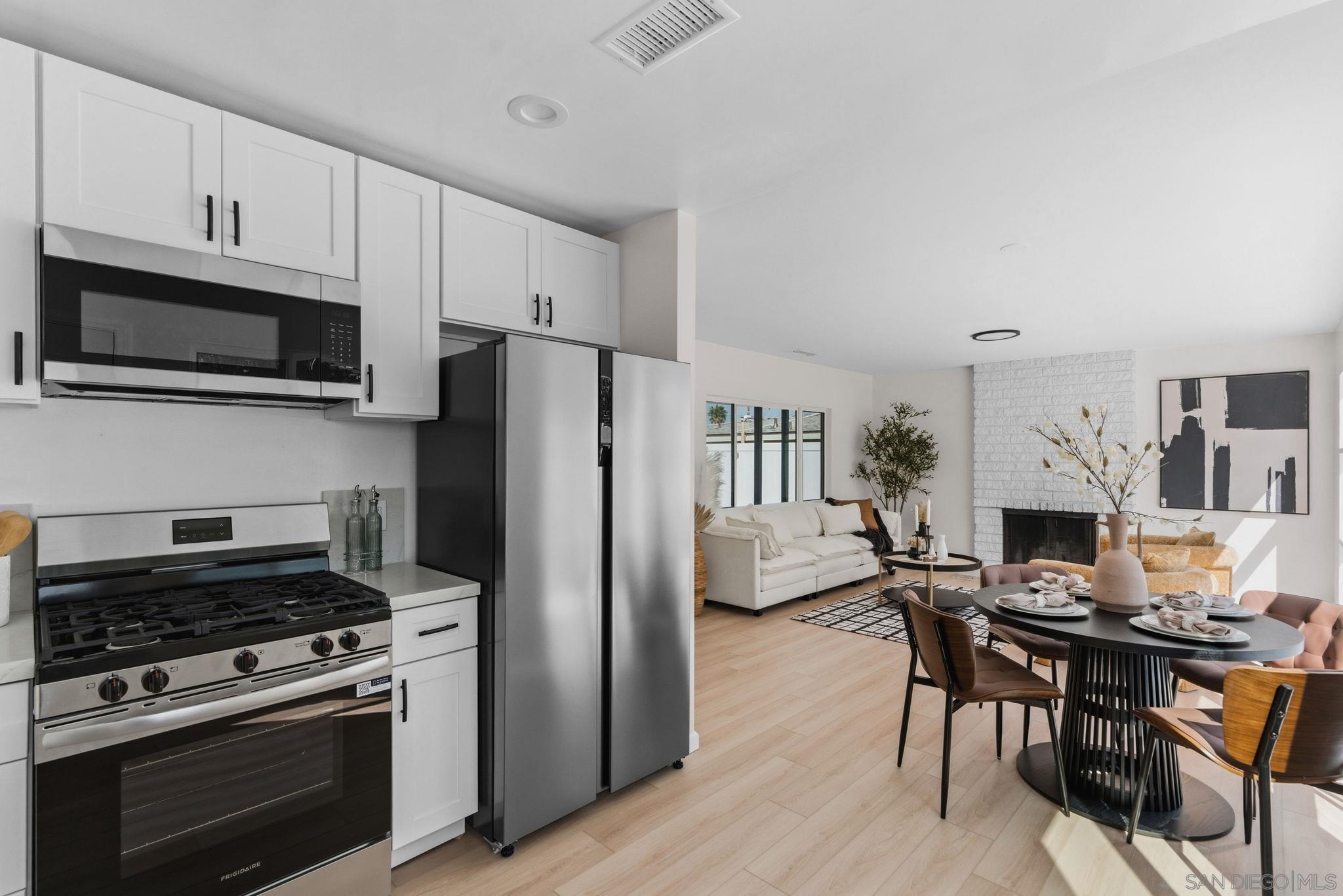 Detail Gallery Image 25 of 47 For 2835  Deerpark Dr., San Diego,  CA 92110 - 3 Beds | 2 Baths