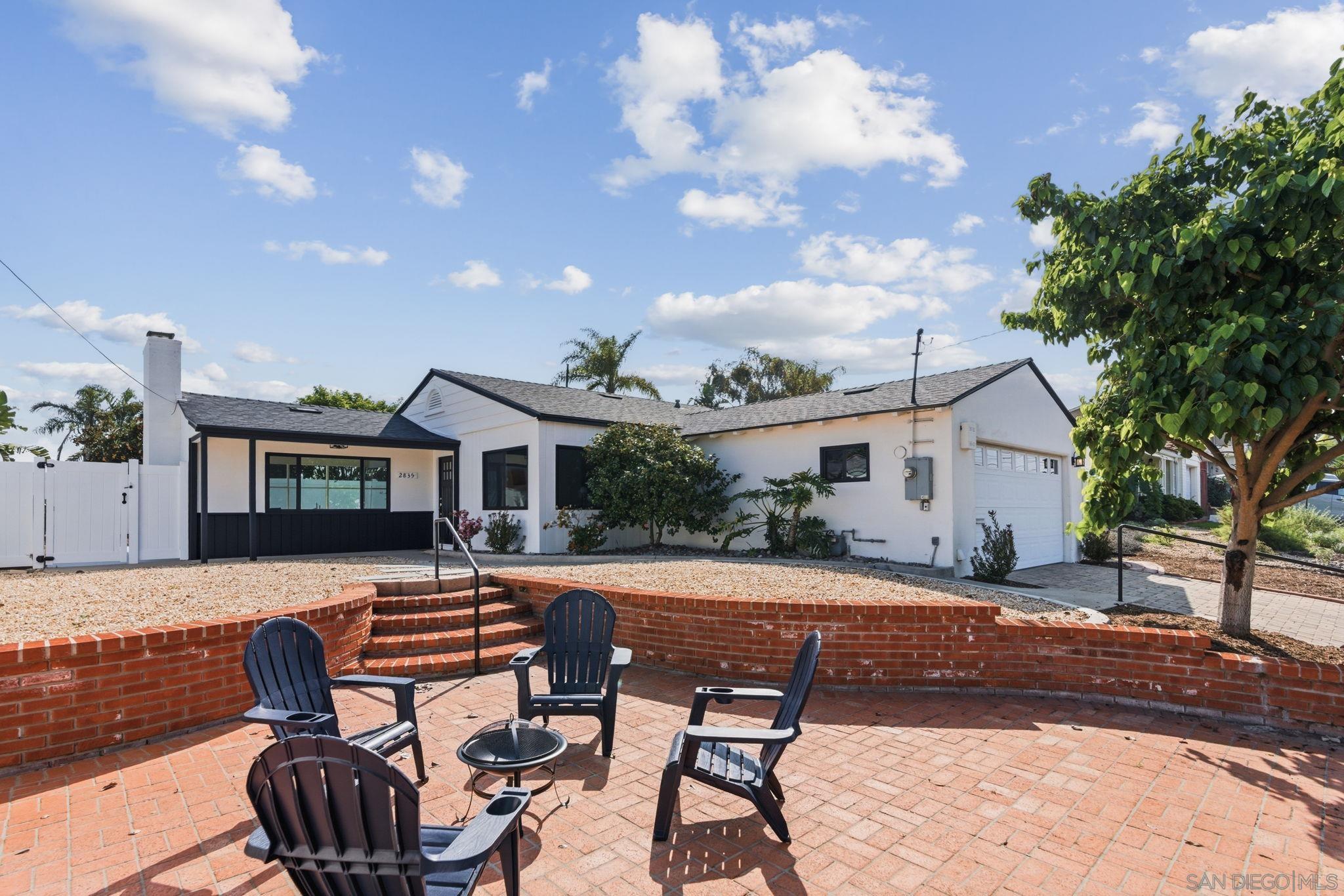 Detail Gallery Image 5 of 47 For 2835  Deerpark Dr., San Diego,  CA 92110 - 3 Beds | 2 Baths