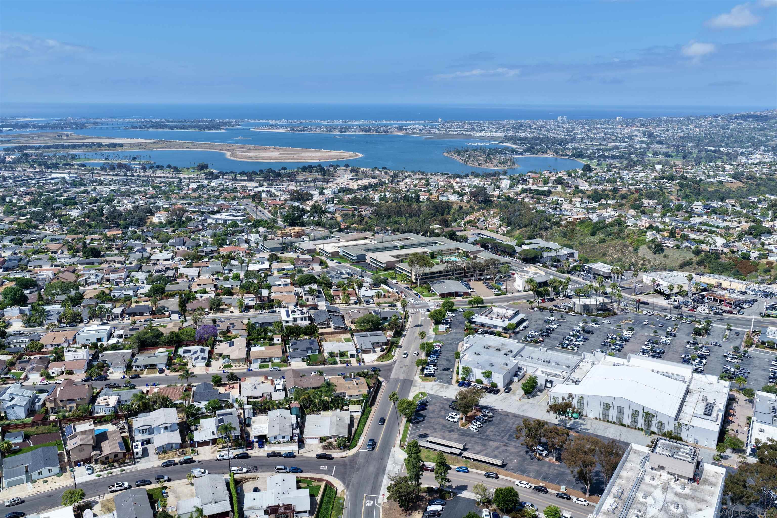 Detail Gallery Image 43 of 47 For 2835  Deerpark Dr., San Diego,  CA 92110 - 3 Beds | 2 Baths