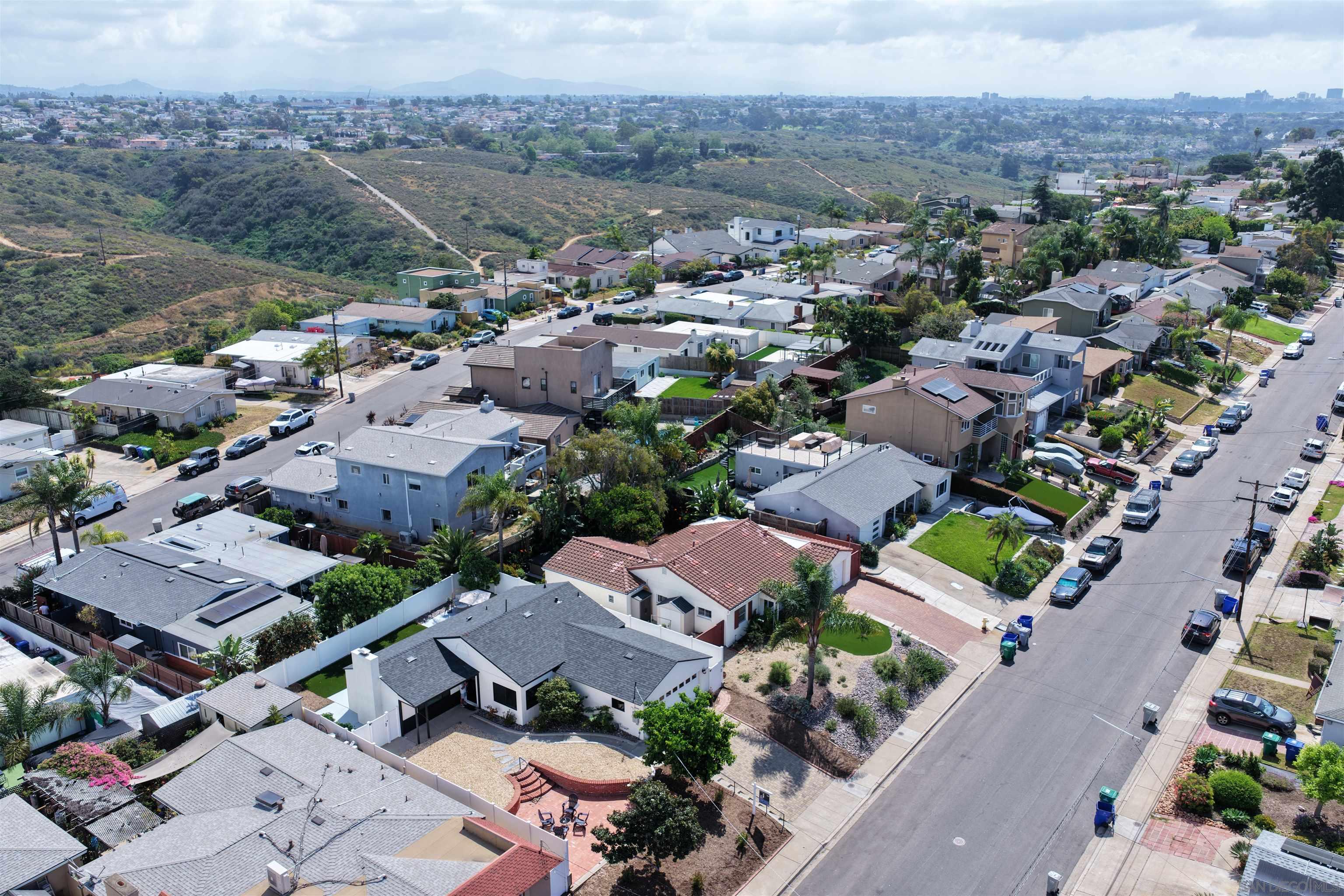 Detail Gallery Image 46 of 47 For 2835  Deerpark Dr., San Diego,  CA 92110 - 3 Beds | 2 Baths