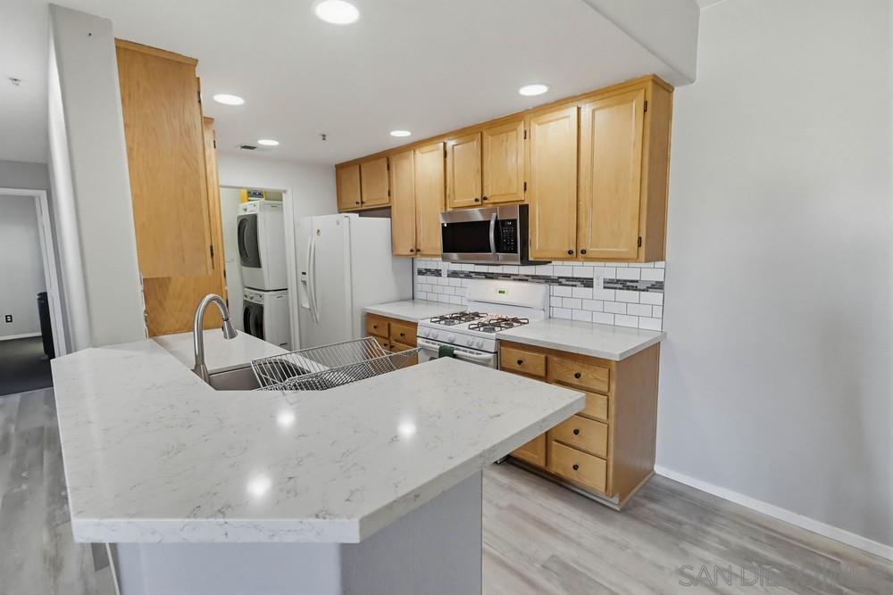 Detail Gallery Image 11 of 39 For 1346  Nicolette Ave  #1231,  Chula Vista,  CA 91913 - 3 Beds | 2 Baths