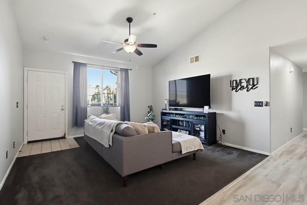 Detail Gallery Image 8 of 39 For 1346  Nicolette Ave  #1231,  Chula Vista,  CA 91913 - 3 Beds | 2 Baths