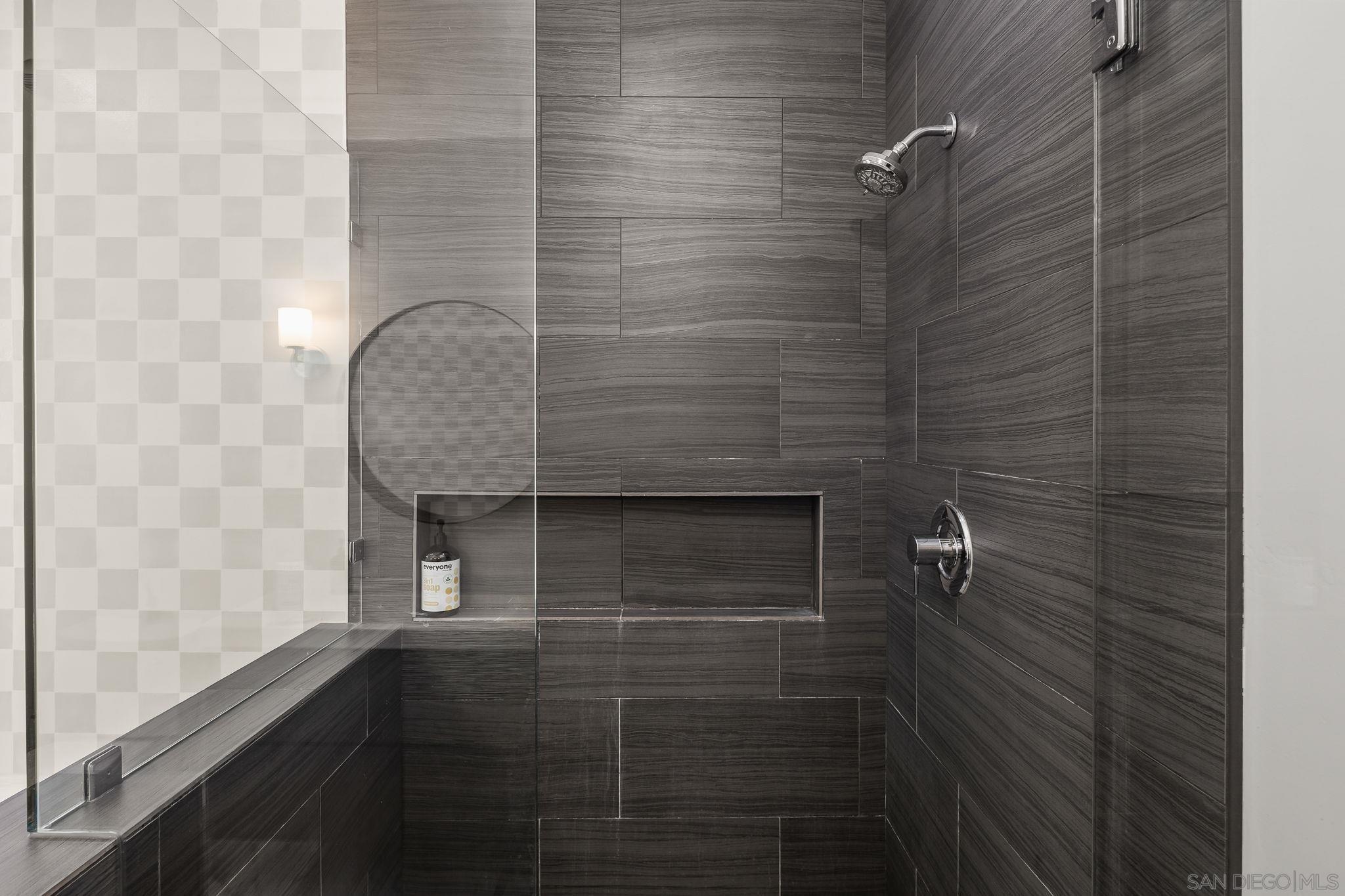 Detail Gallery Image 20 of 39 For 4525  Vista St., San Diego,  CA 92116 - 3 Beds | 3 Baths