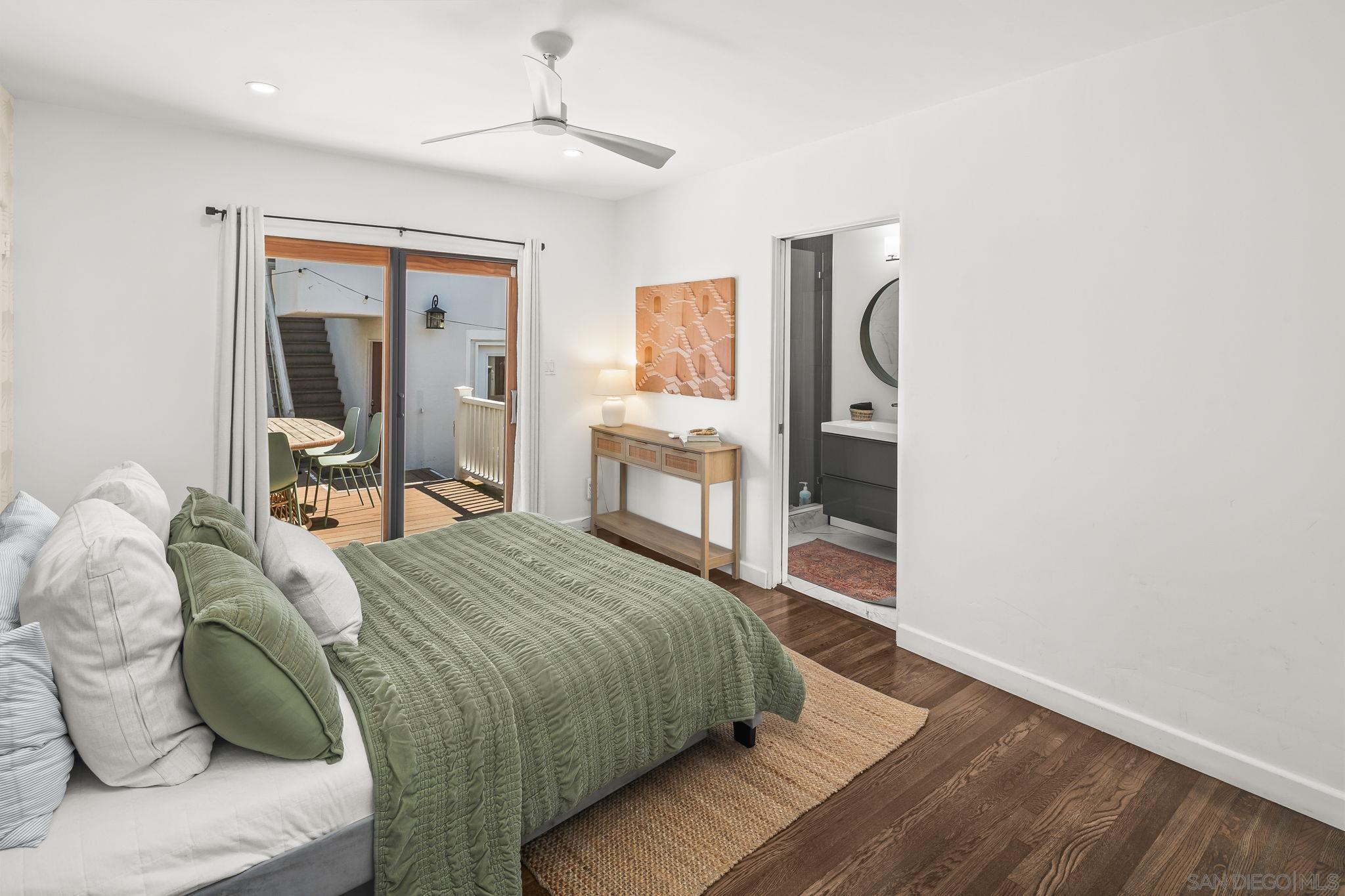 Detail Gallery Image 21 of 39 For 4525  Vista St., San Diego,  CA 92116 - 3 Beds | 3 Baths