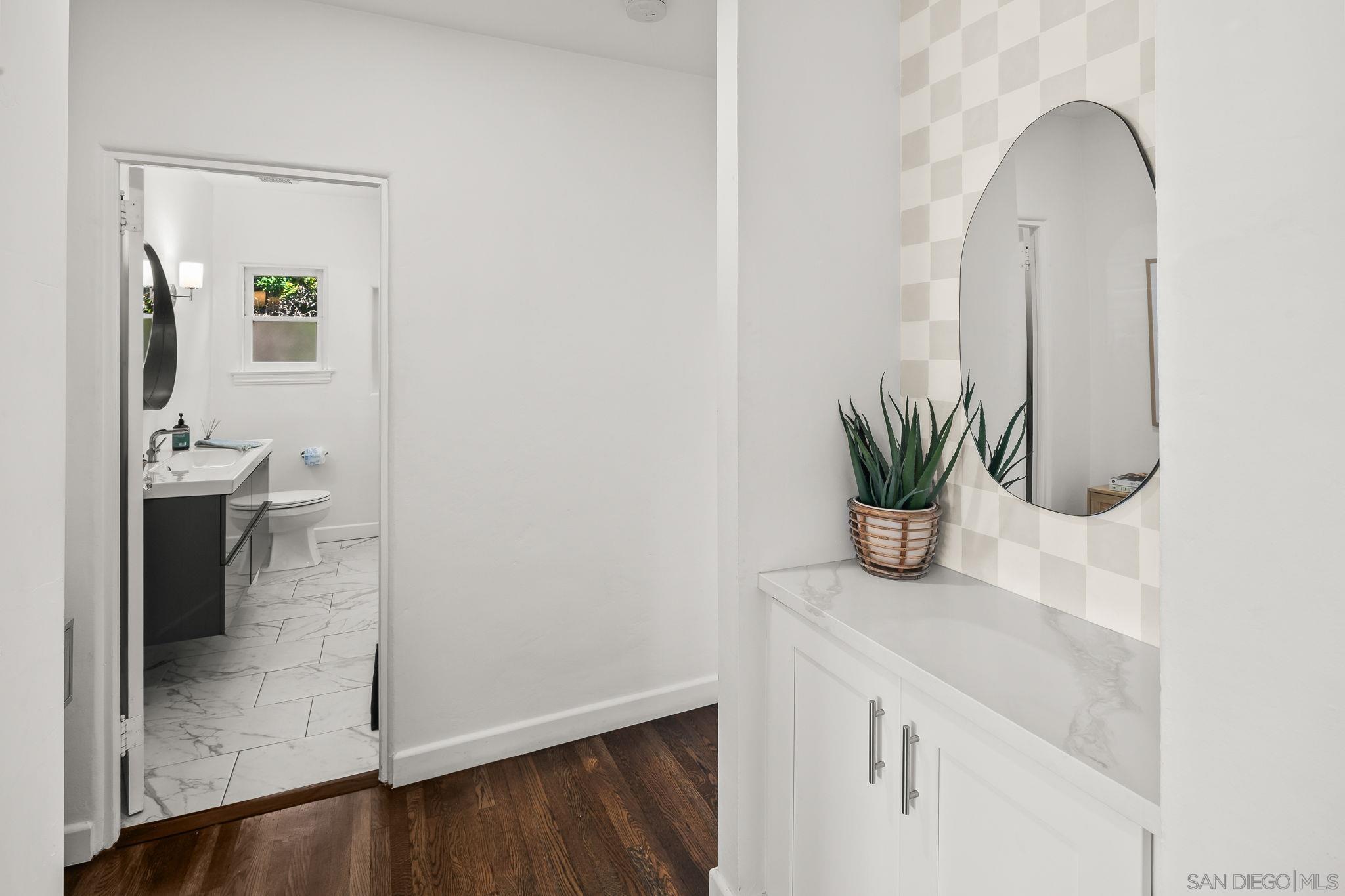 Detail Gallery Image 25 of 39 For 4525  Vista St., San Diego,  CA 92116 - 3 Beds | 3 Baths