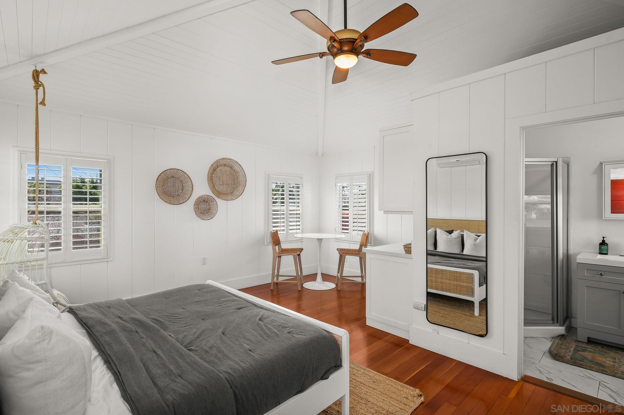 Detail Gallery Image 33 of 39 For 4525  Vista St., San Diego,  CA 92116 - 3 Beds | 3 Baths