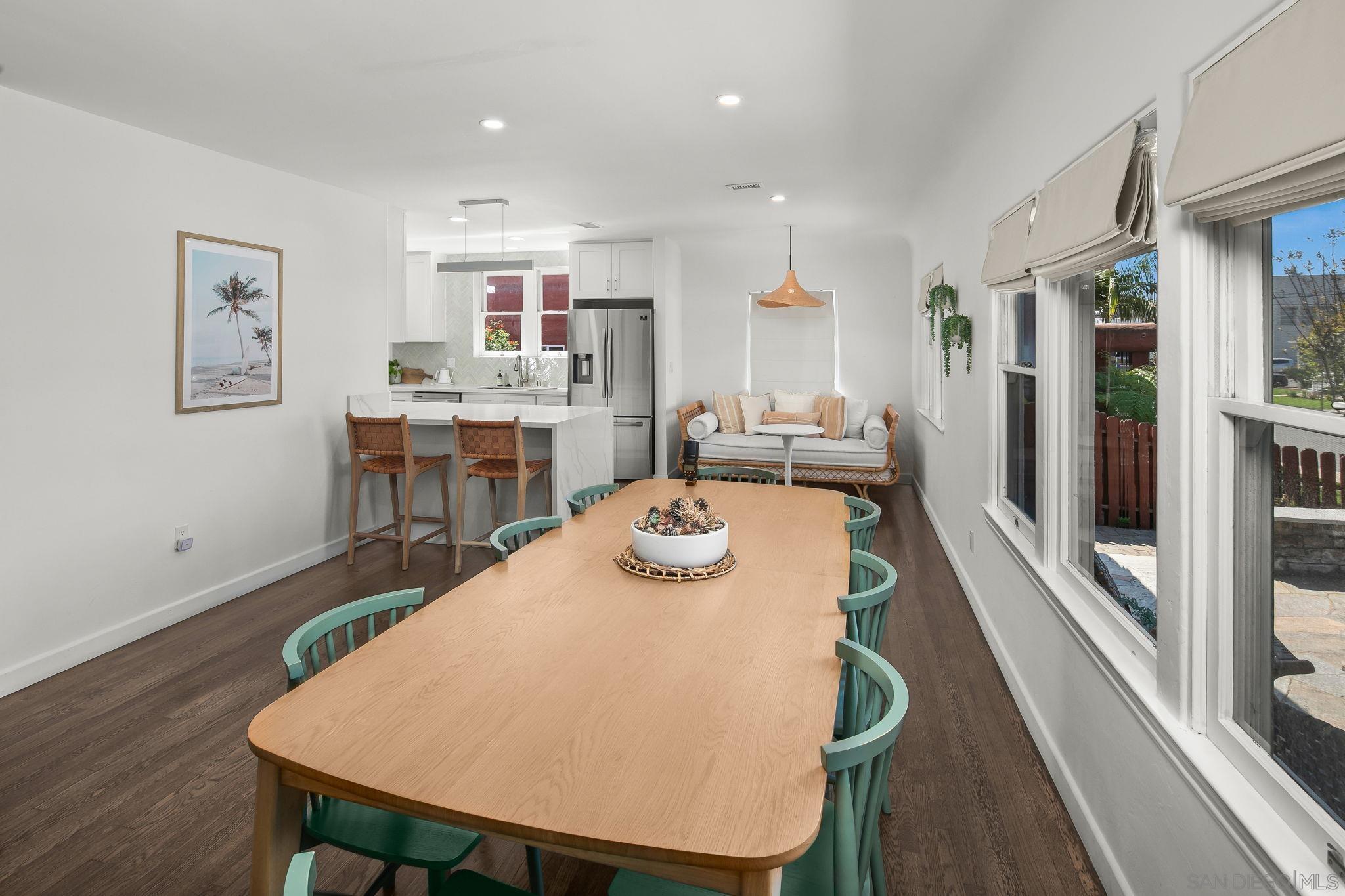 Detail Gallery Image 10 of 39 For 4525  Vista St., San Diego,  CA 92116 - 3 Beds | 3 Baths