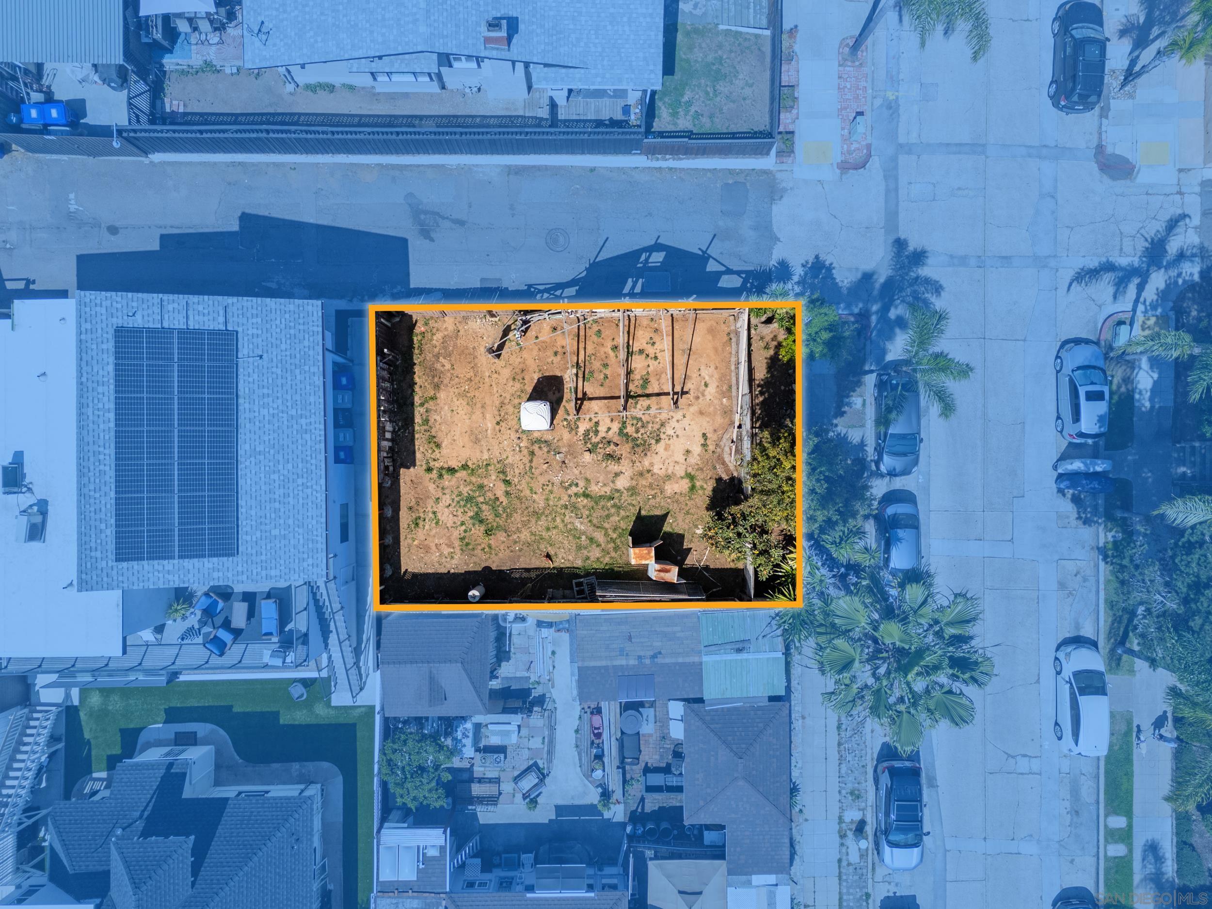 Detail Gallery Image 13 of 21 For 1224  27th, San Diego,  CA 92102 - – Beds | – Baths