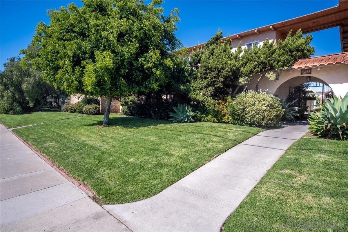 Detail Gallery Image 2 of 51 For 4281  Lowell St  #24,  La Mesa,  CA 91941 - 3 Beds | 2 Baths