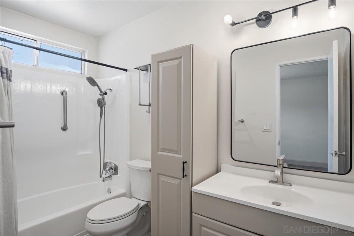 Detail Gallery Image 30 of 51 For 4281  Lowell St  #24,  La Mesa,  CA 91941 - 3 Beds | 2 Baths