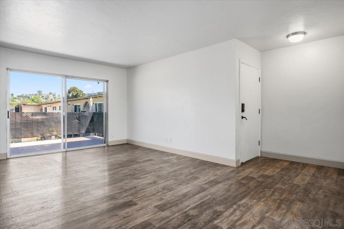 Detail Gallery Image 5 of 51 For 4281  Lowell St  #24,  La Mesa,  CA 91941 - 3 Beds | 2 Baths