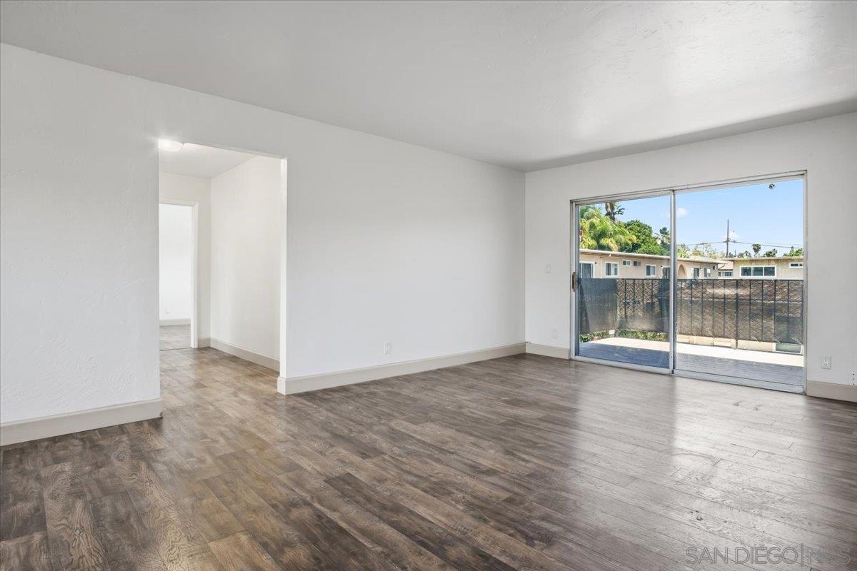 Detail Gallery Image 6 of 51 For 4281  Lowell St  #24,  La Mesa,  CA 91941 - 3 Beds | 2 Baths