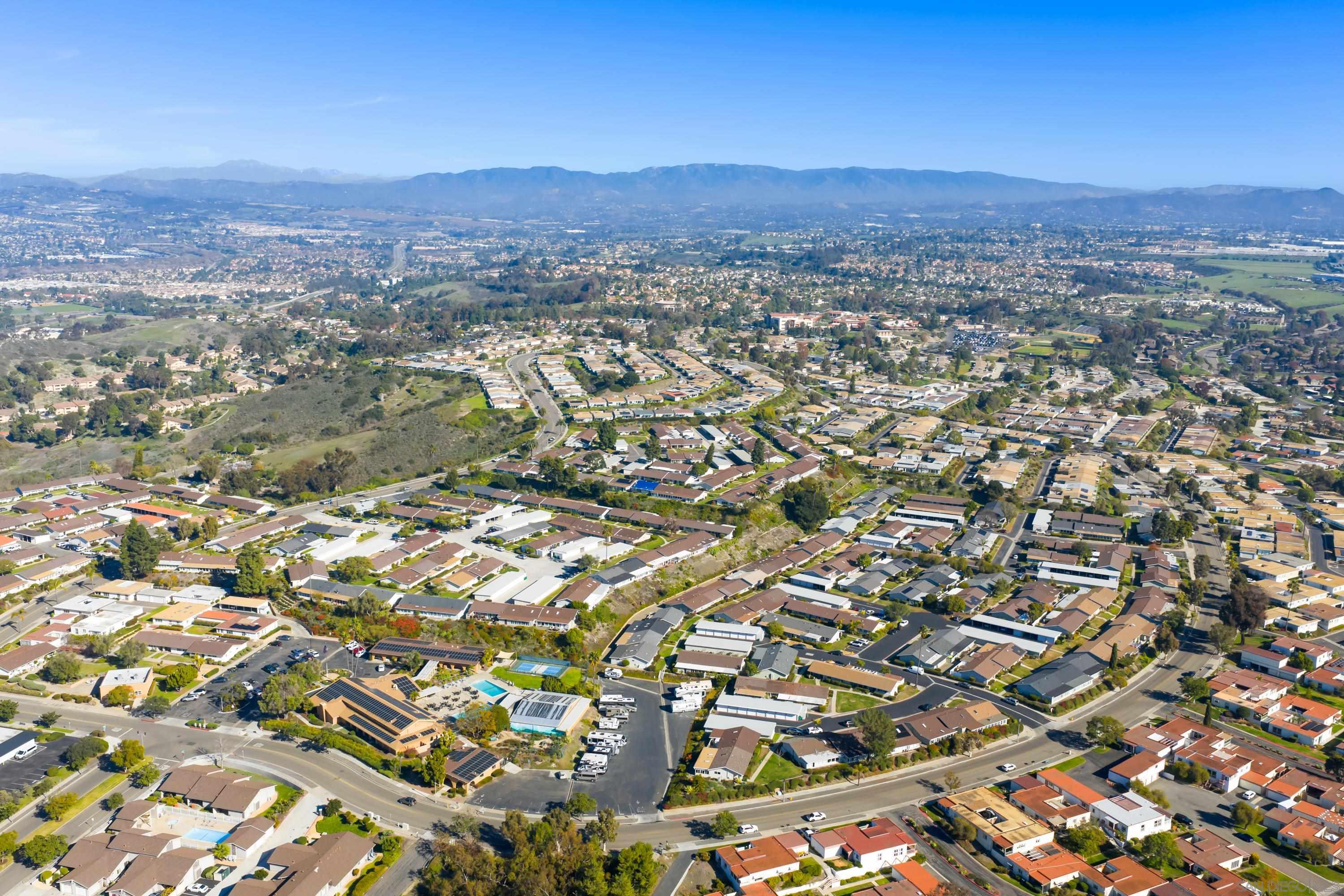 Detail Gallery Image 40 of 43 For 3875  Vista Campana South  #32,  Oceanside,  CA 92057 - 1 Beds | 1 Baths