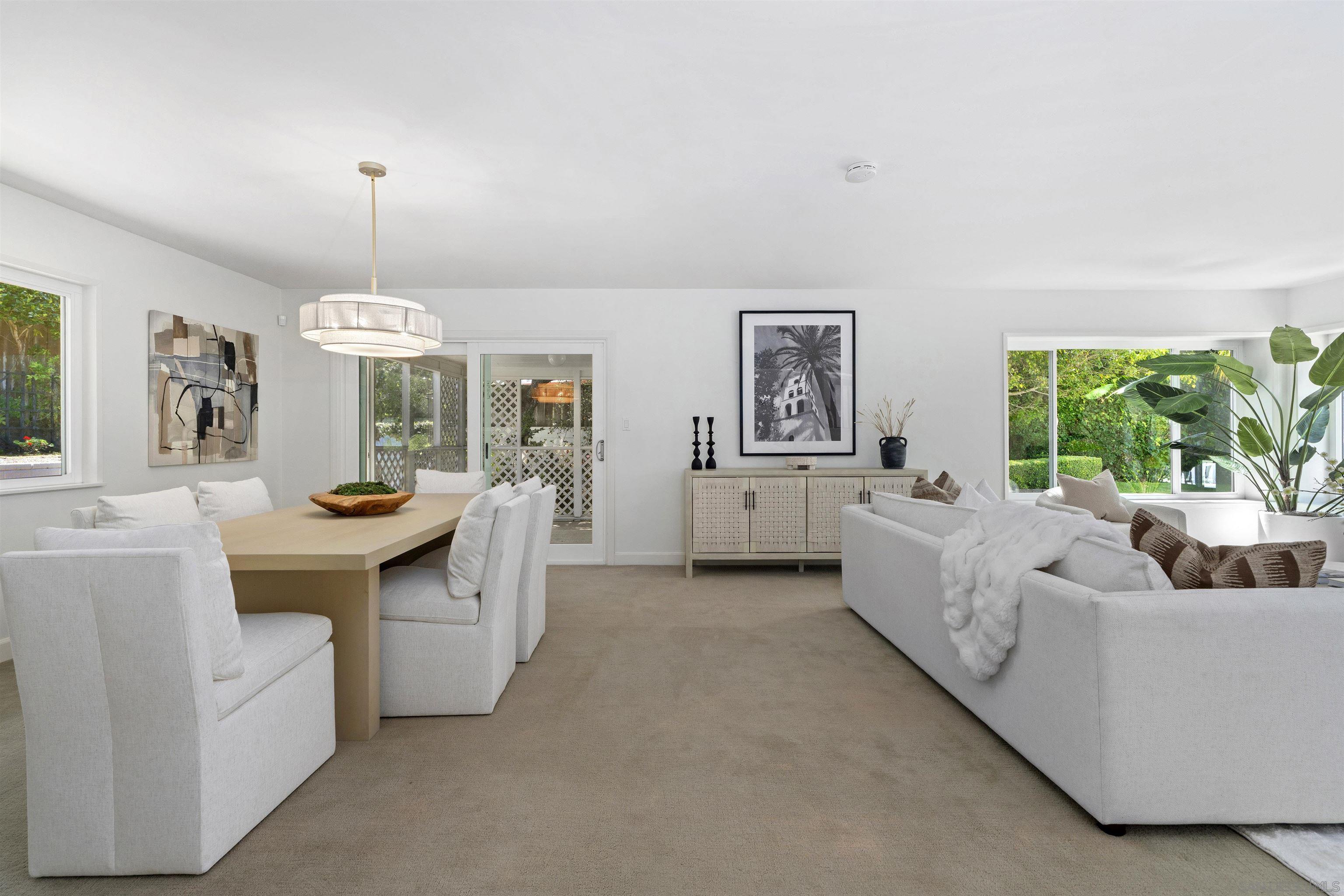 Detail Gallery Image 17 of 44 For 445  Avenida Primavera, Del Mar,  CA 92014 - 4 Beds | 2 Baths