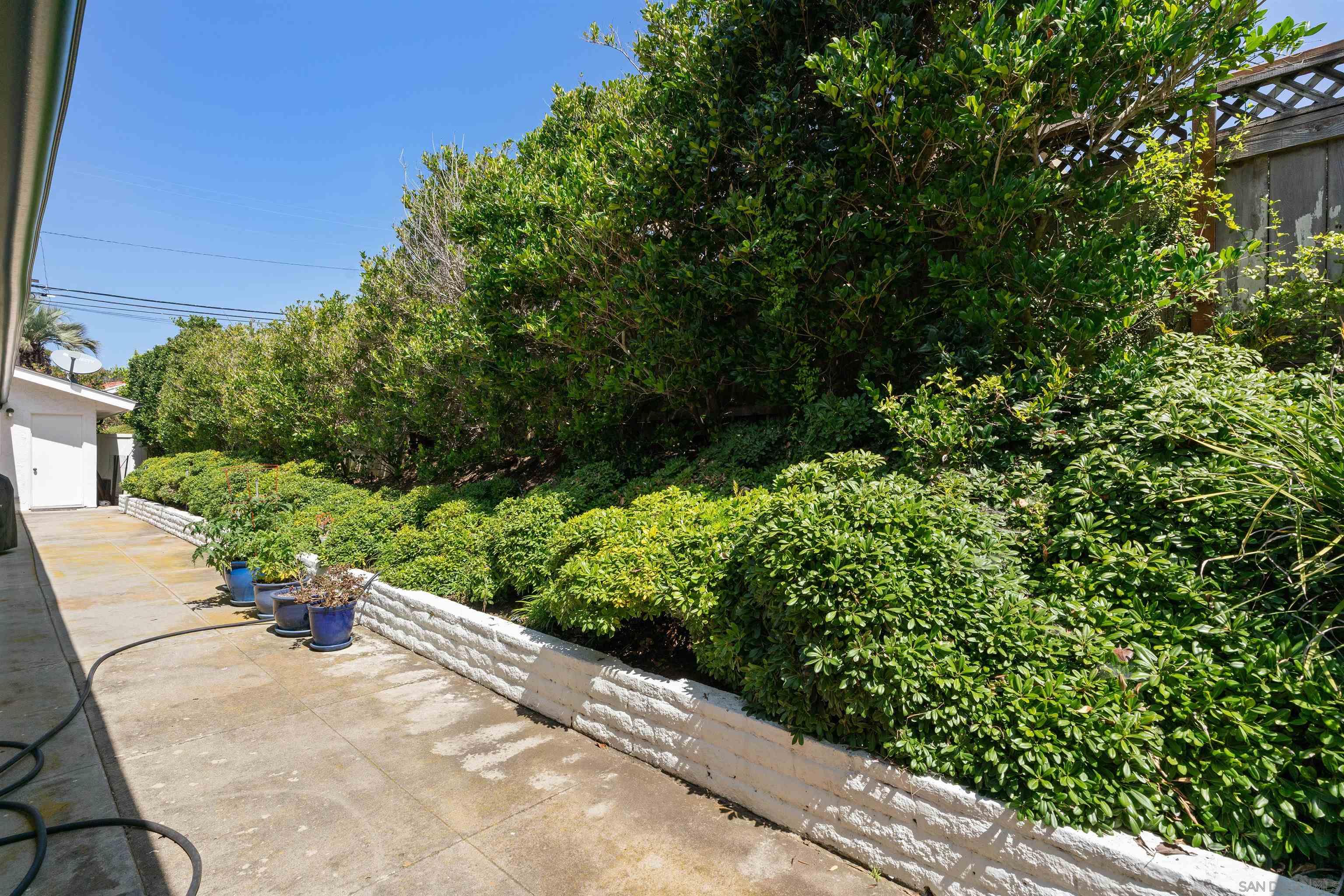 Detail Gallery Image 41 of 44 For 445  Avenida Primavera, Del Mar,  CA 92014 - 4 Beds | 2 Baths