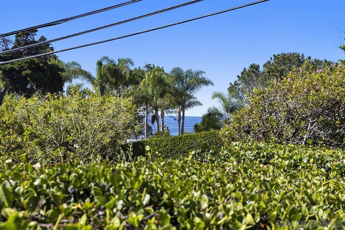 Detail Gallery Image 42 of 44 For 445  Avenida Primavera, Del Mar,  CA 92014 - 4 Beds | 2 Baths