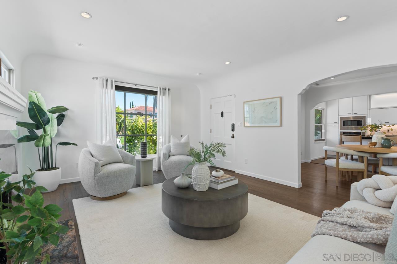 Detail Gallery Image 13 of 62 For 4021 S S Hempstead Cir, San Diego,  CA 92116 - 3 Beds | 3 Baths