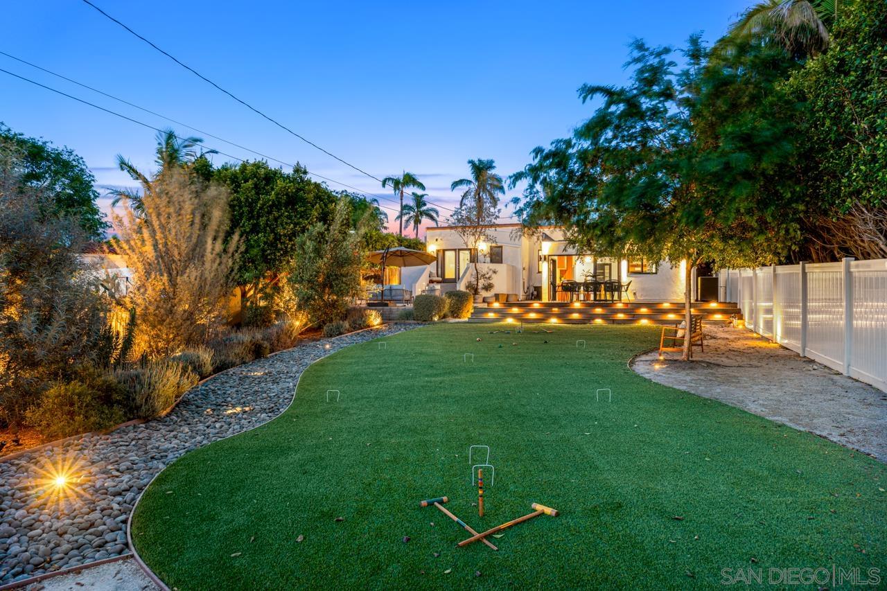 Detail Gallery Image 23 of 62 For 4021 S S Hempstead Cir, San Diego,  CA 92116 - 3 Beds | 3 Baths