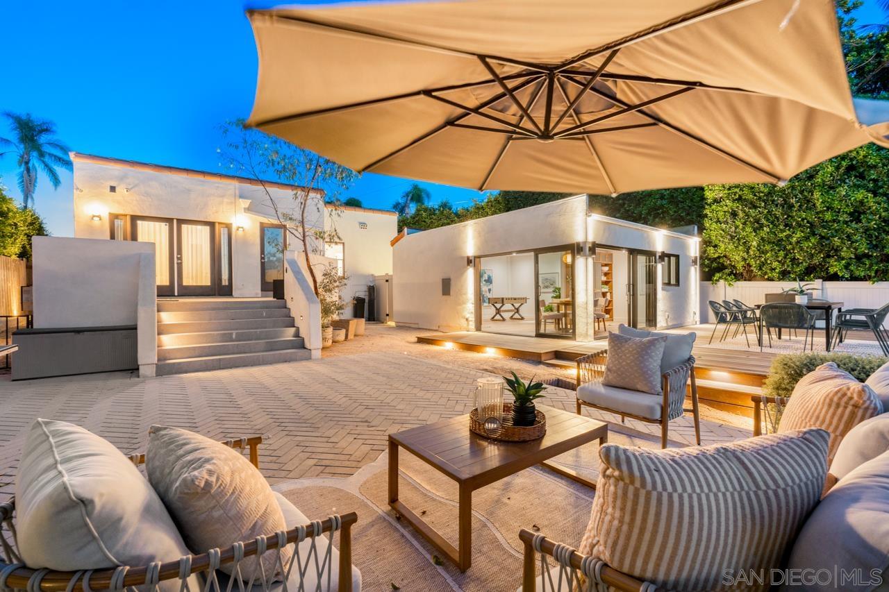 Detail Gallery Image 28 of 62 For 4021 S S Hempstead Cir, San Diego,  CA 92116 - 3 Beds | 3 Baths