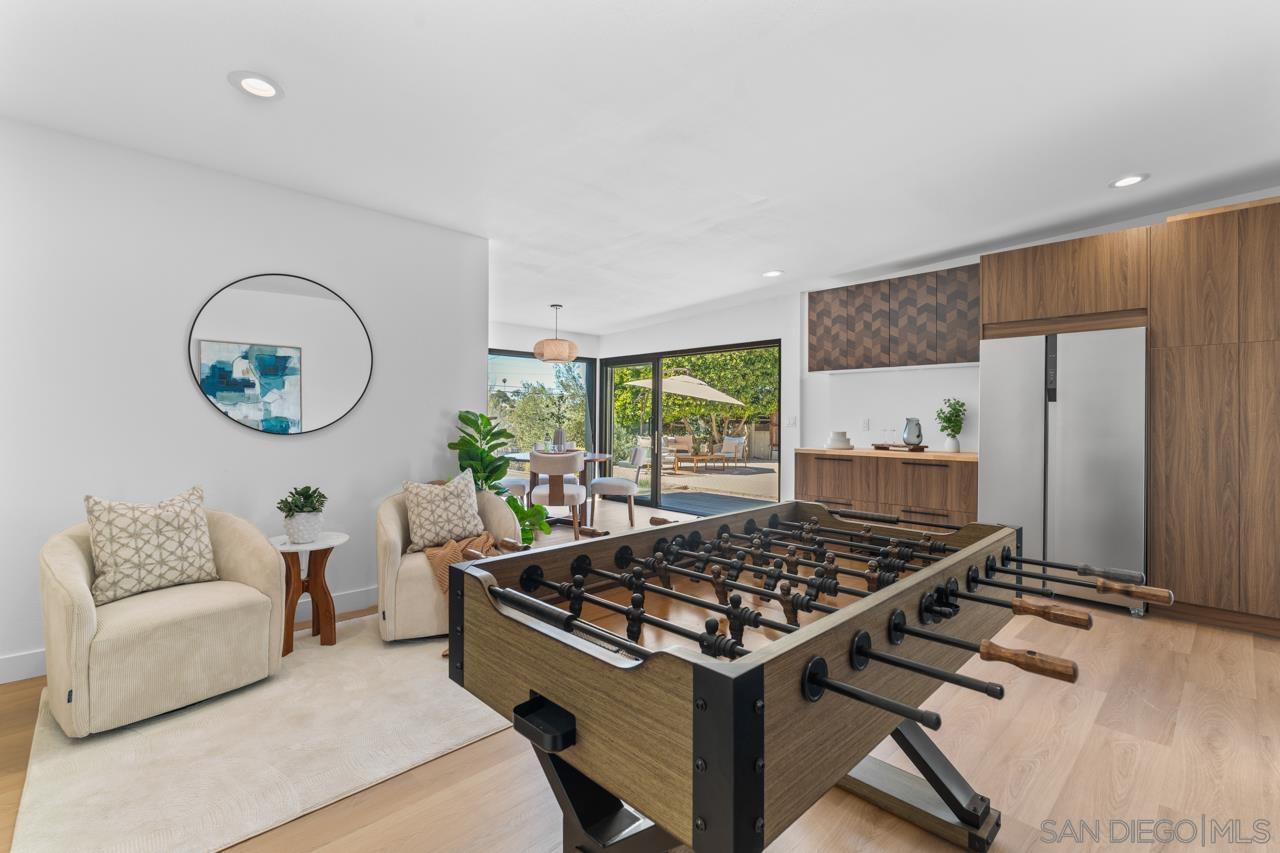 Detail Gallery Image 31 of 62 For 4021 S S Hempstead Cir, San Diego,  CA 92116 - 3 Beds | 3 Baths