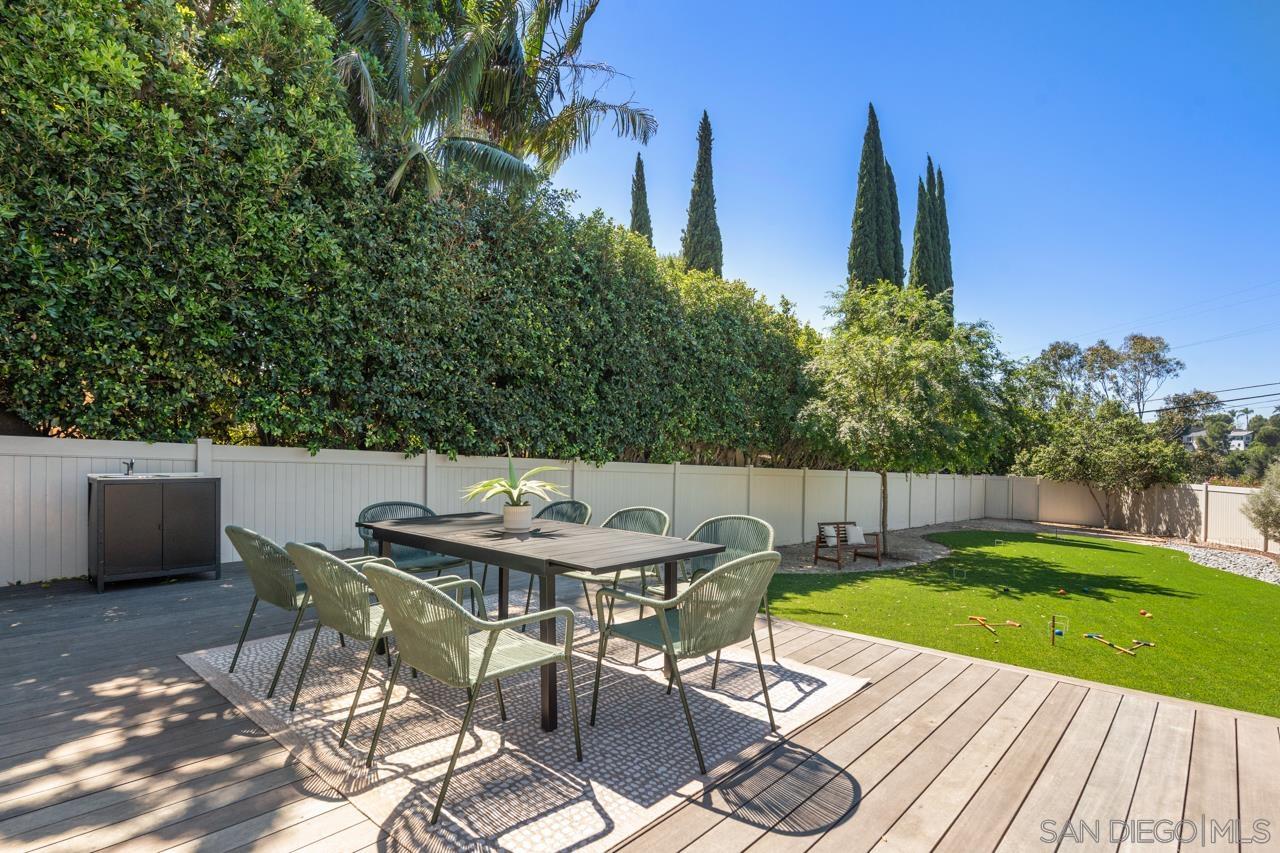 Detail Gallery Image 34 of 62 For 4021 S S Hempstead Cir, San Diego,  CA 92116 - 3 Beds | 3 Baths