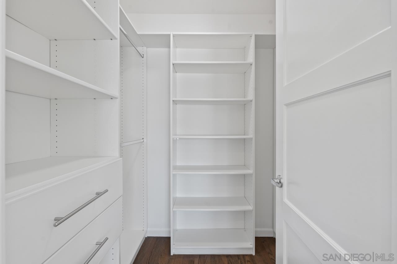 Detail Gallery Image 43 of 62 For 4021 S S Hempstead Cir, San Diego,  CA 92116 - 3 Beds | 3 Baths