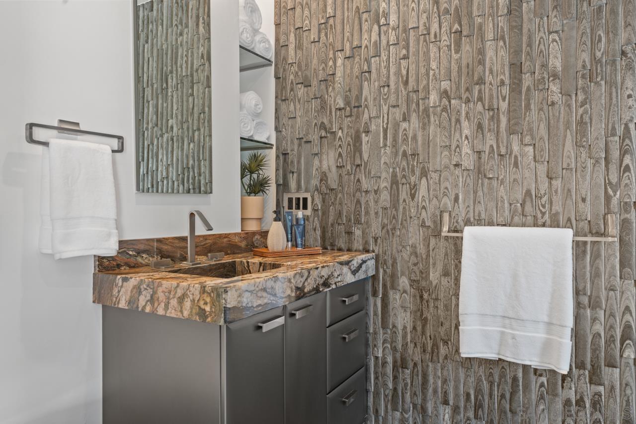 Detail Gallery Image 47 of 62 For 4021 S S Hempstead Cir, San Diego,  CA 92116 - 3 Beds | 3 Baths