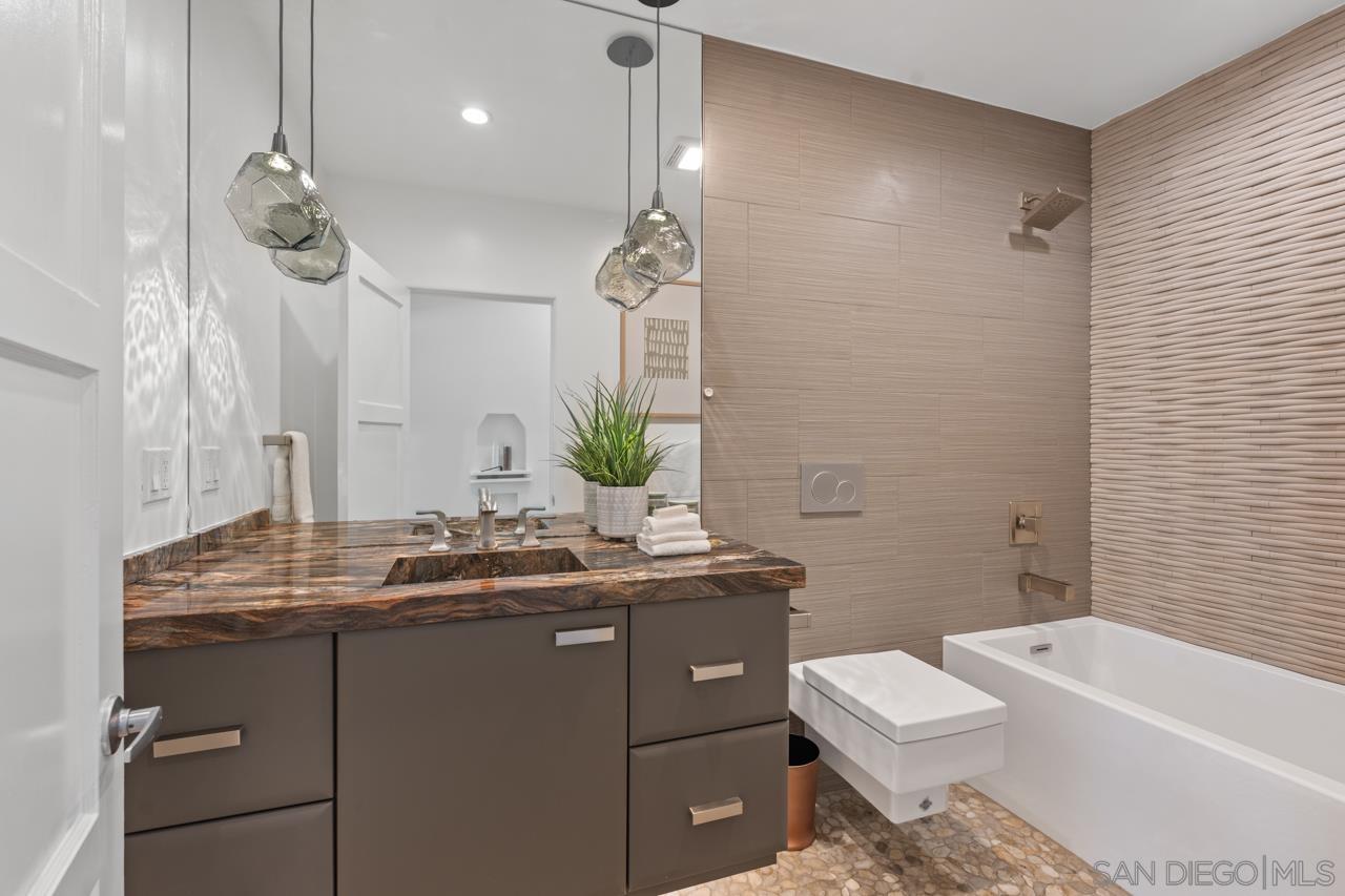 Detail Gallery Image 52 of 62 For 4021 S S Hempstead Cir, San Diego,  CA 92116 - 3 Beds | 3 Baths